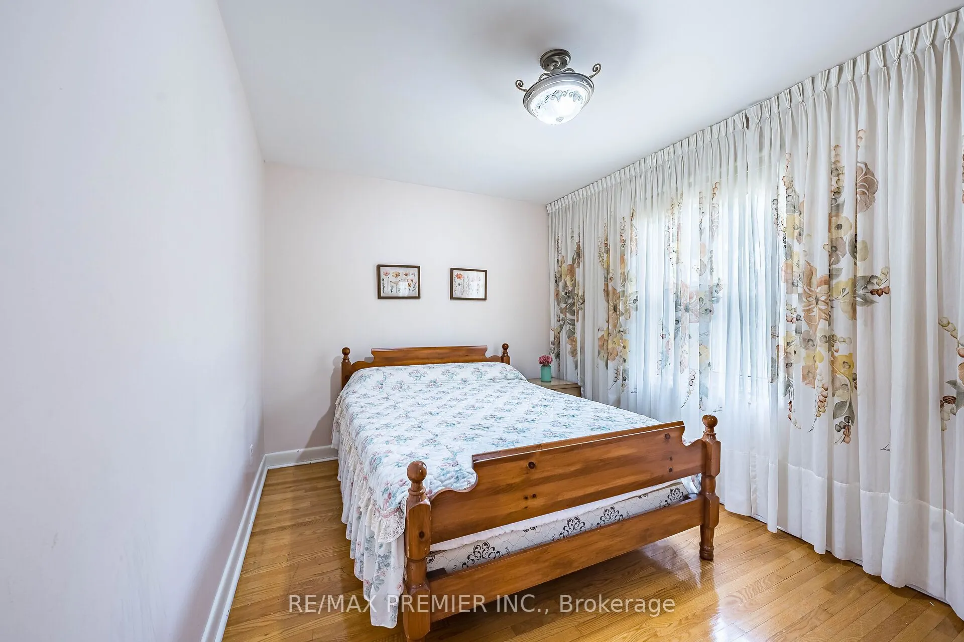 22 Meadow Lane Avenue