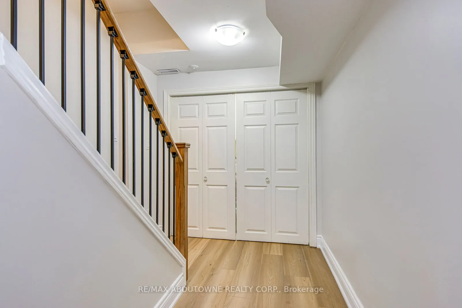 2407 Stefi Trail
