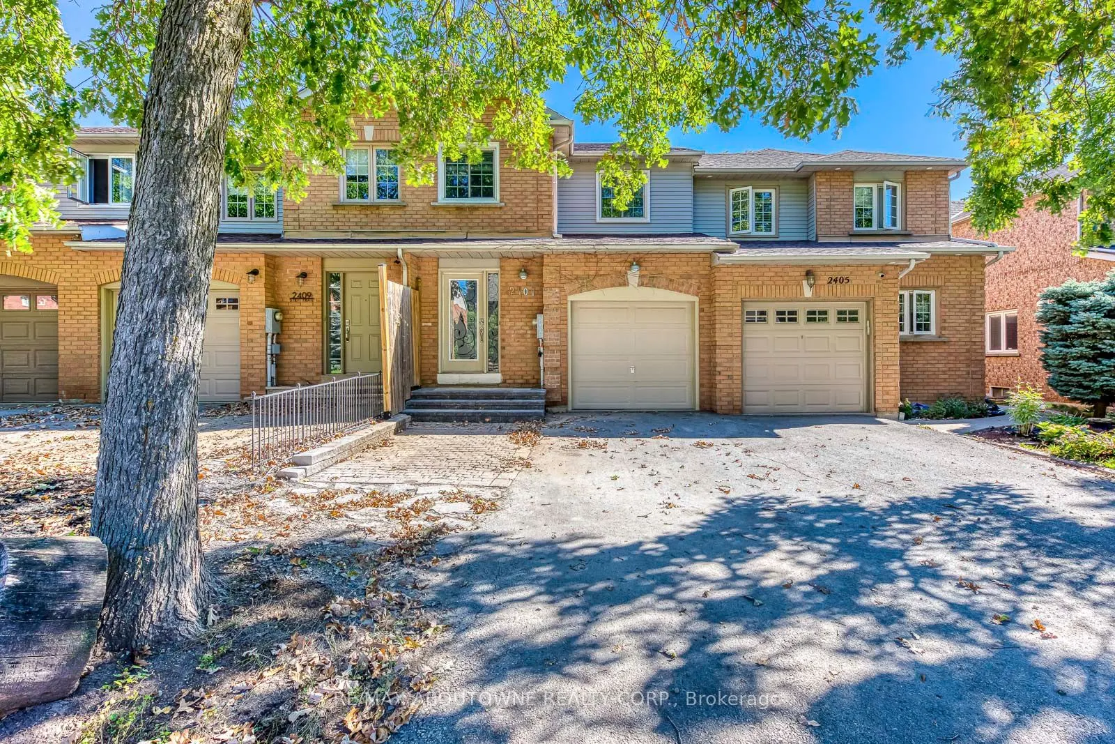 2407 Stefi Trail