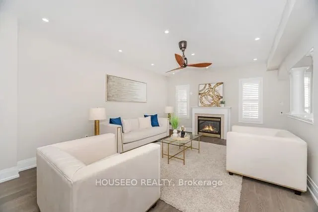 2 Richgrove Drive