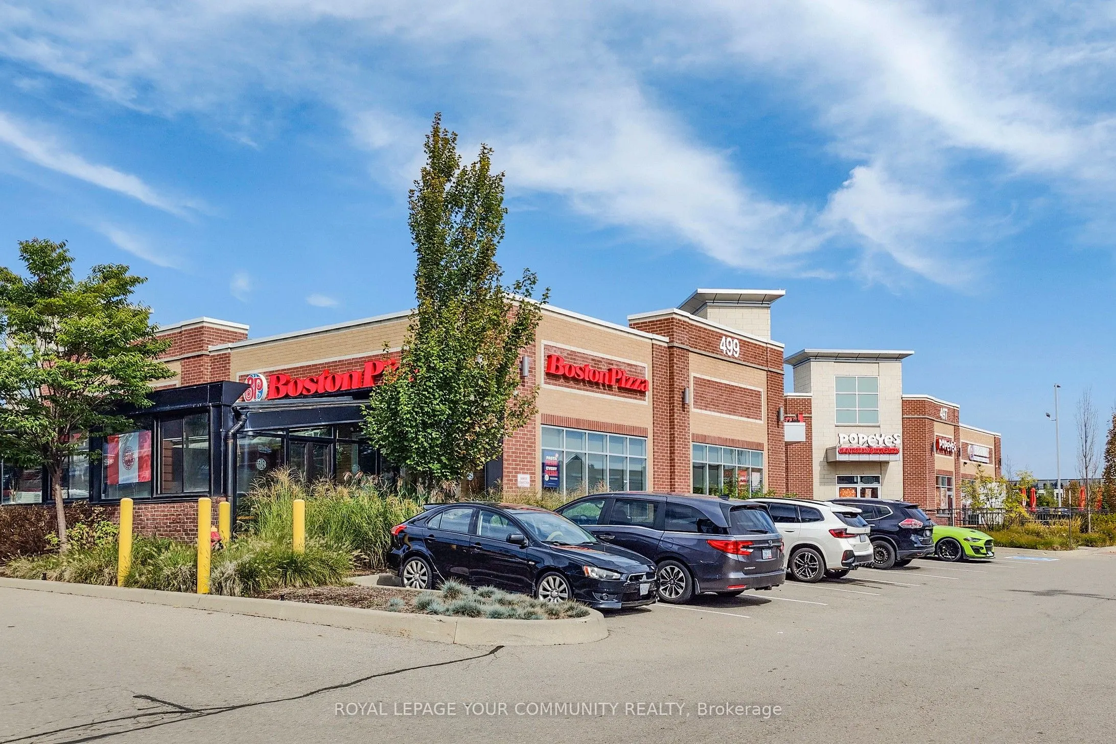 509 Dundas Street W, #807