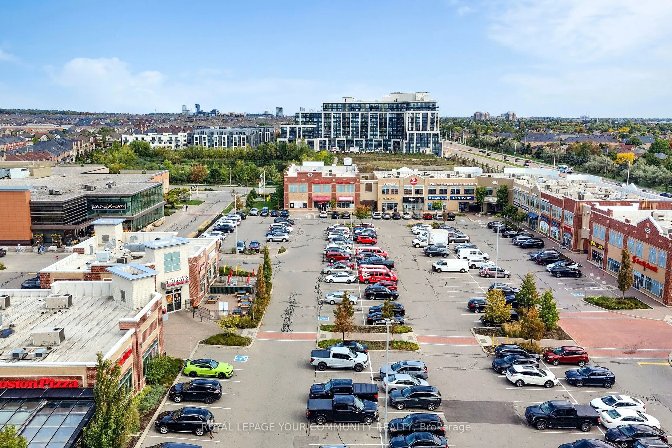 509 Dundas Street W, #807