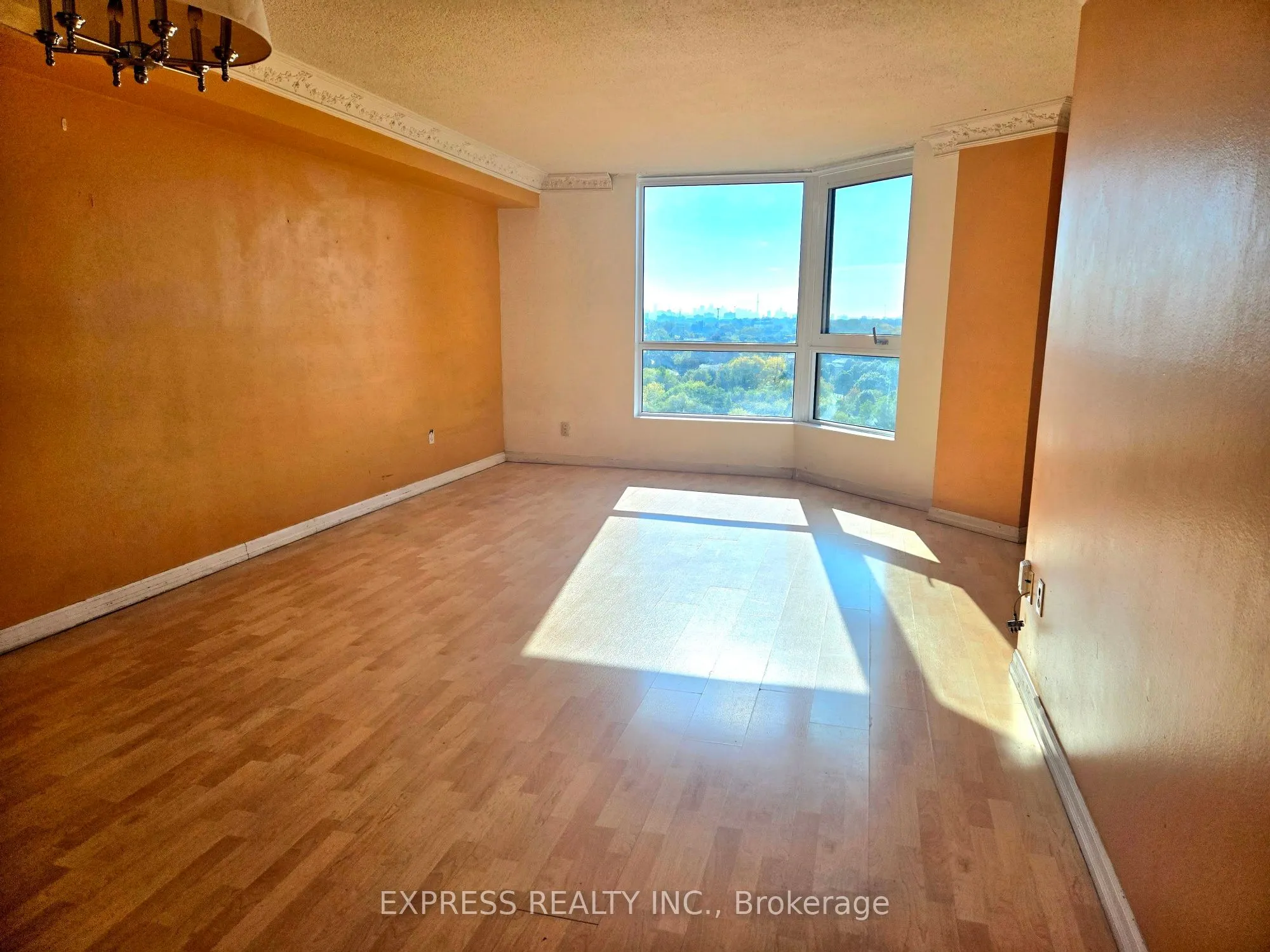 238 Albion Road, #1202