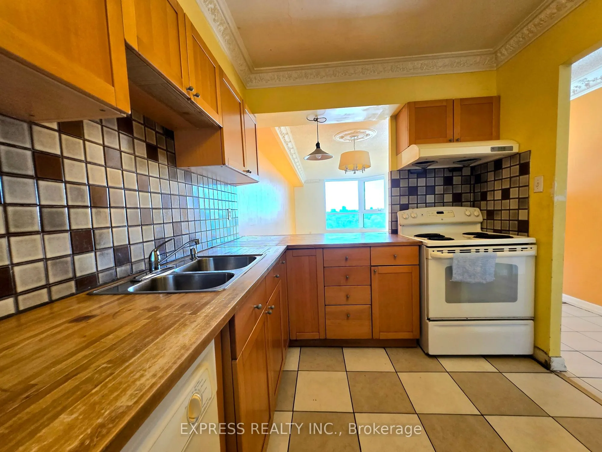 238 Albion Road, #1202