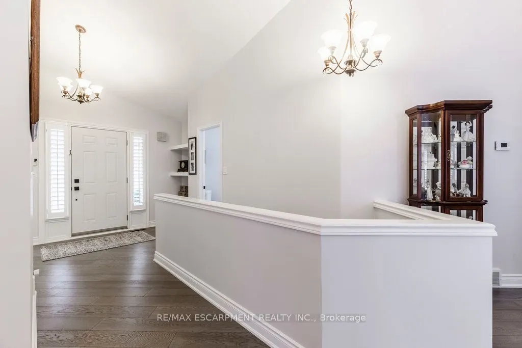 1095 Skyview Drive, #2