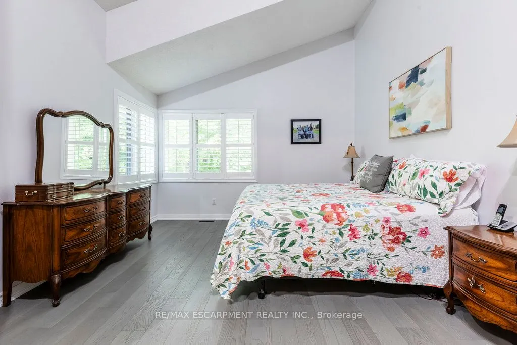 1095 Skyview Drive, #2