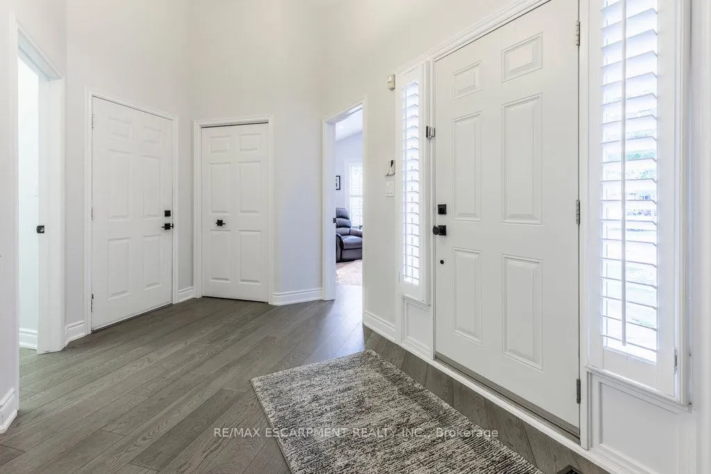 1095 Skyview Drive, #2