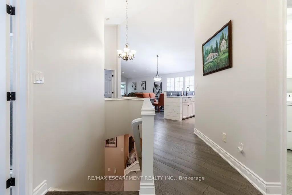1095 Skyview Drive, #2
