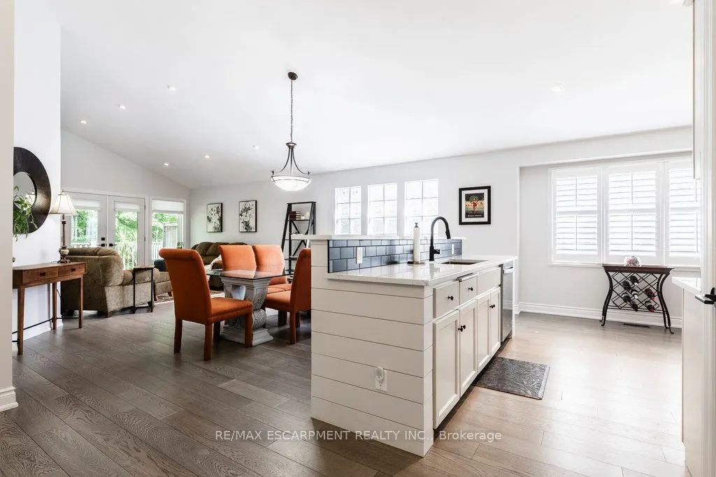 1095 Skyview Drive, #2