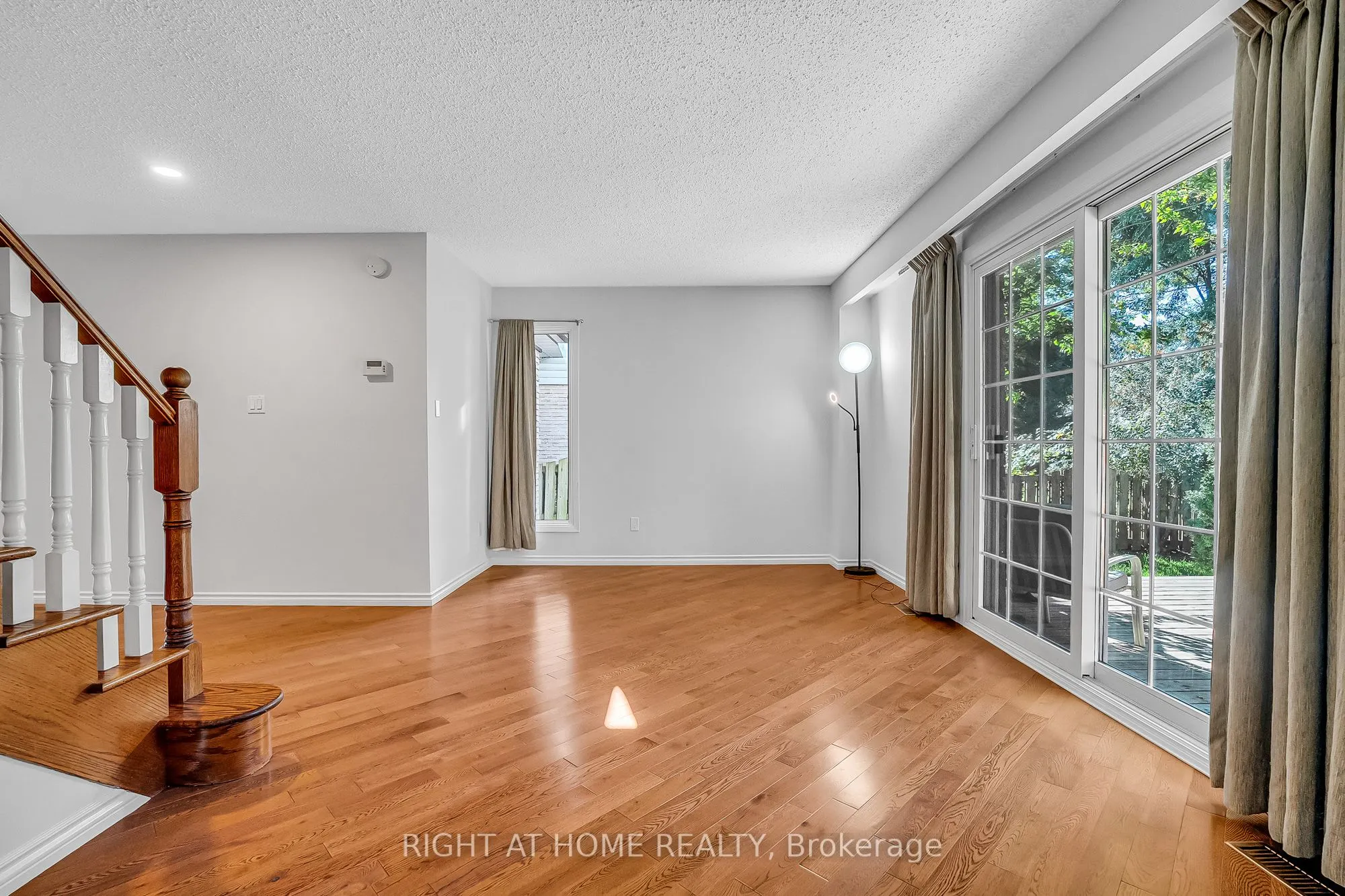 6842 Avila Road