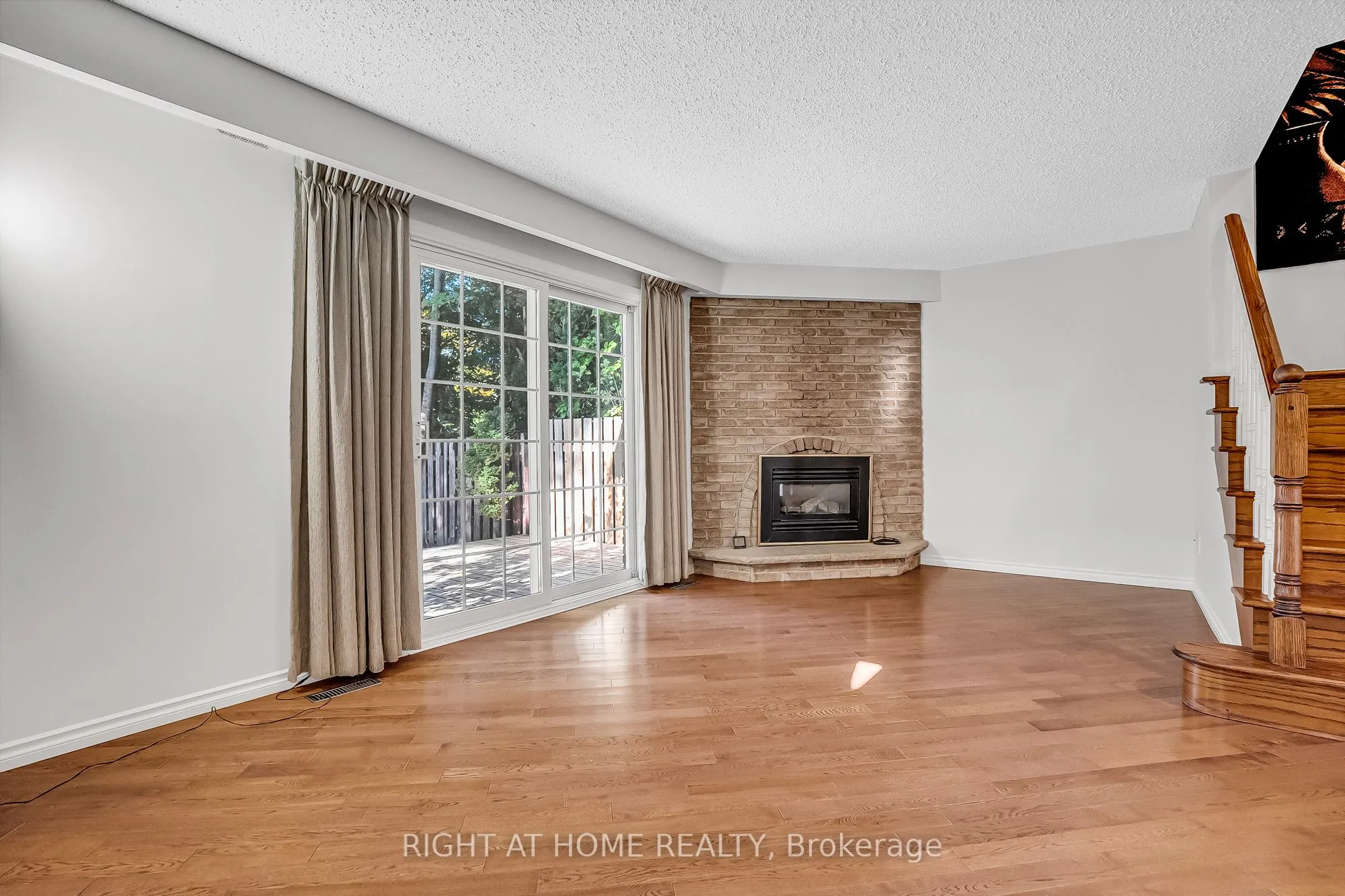 6842 Avila Road