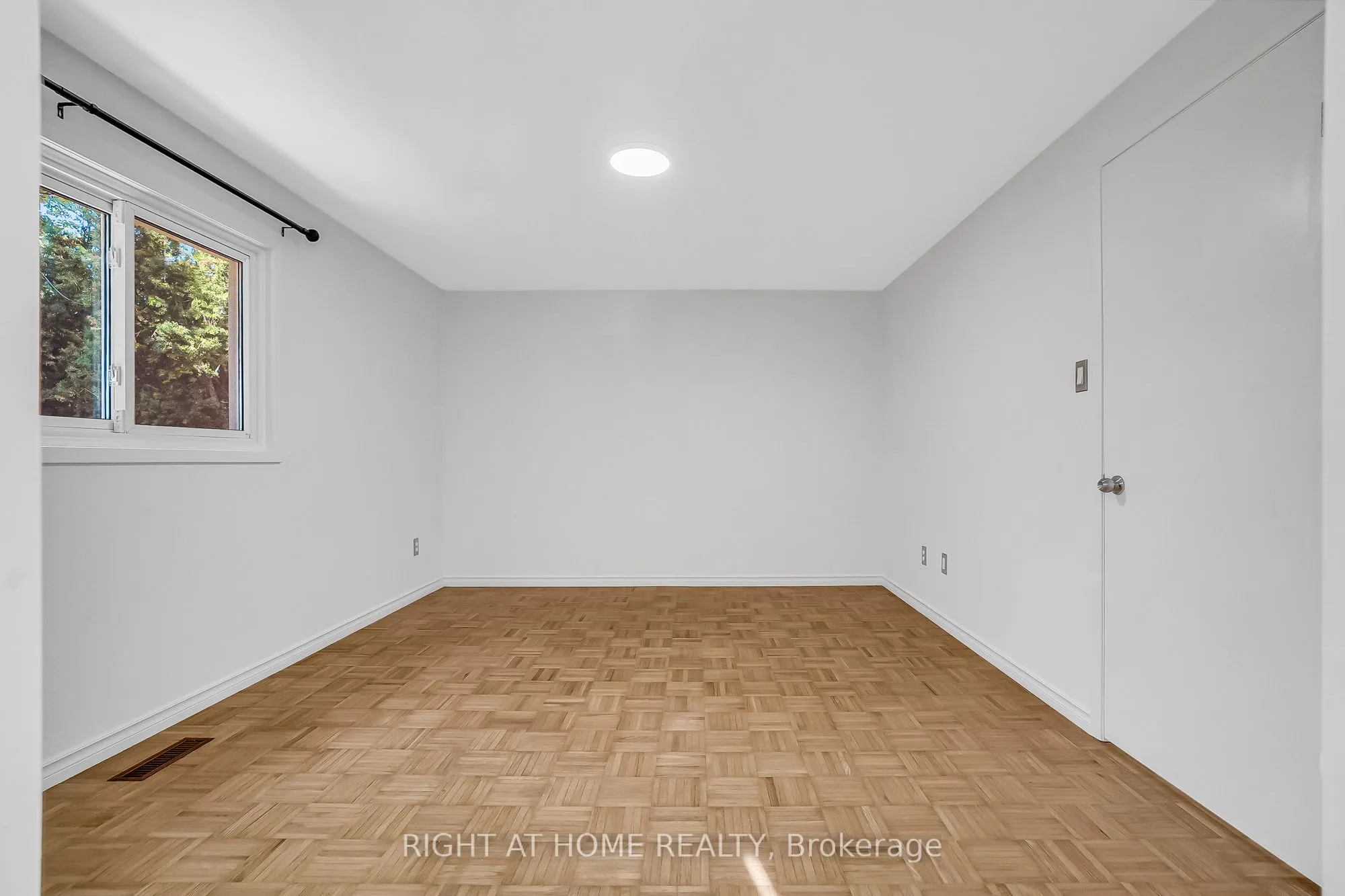 6842 Avila Road