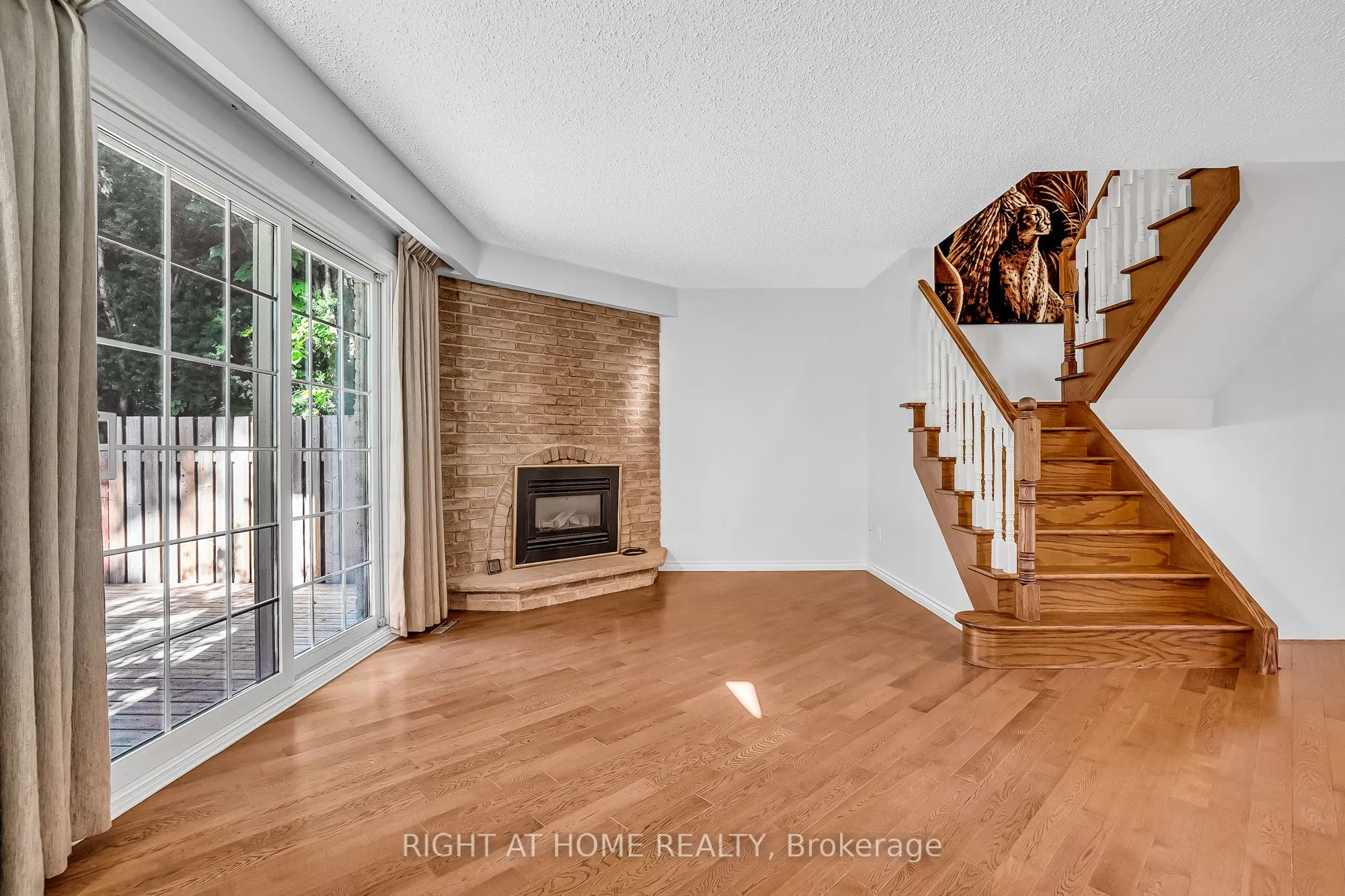 6842 Avila Road
