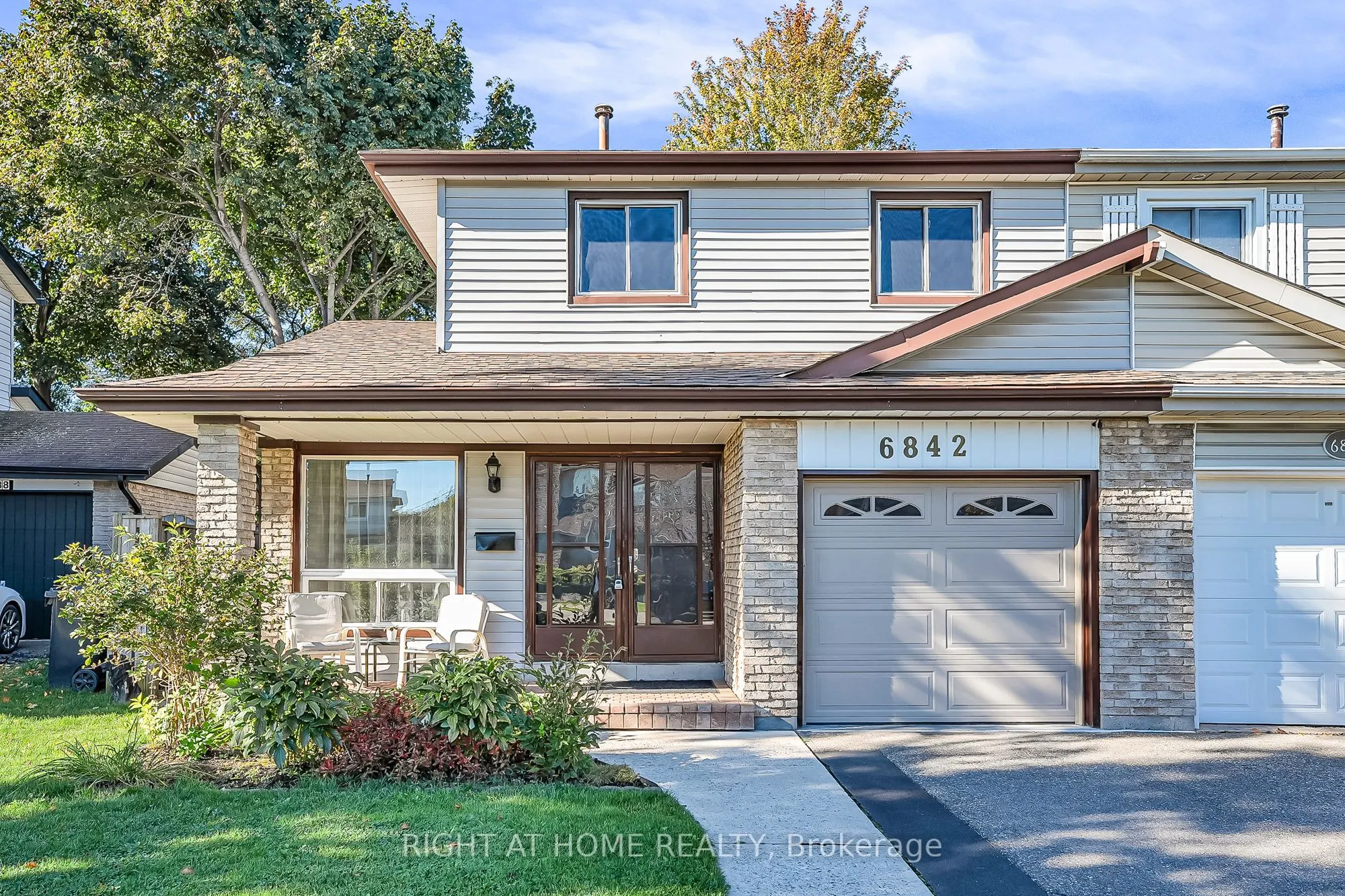 6842 Avila Road