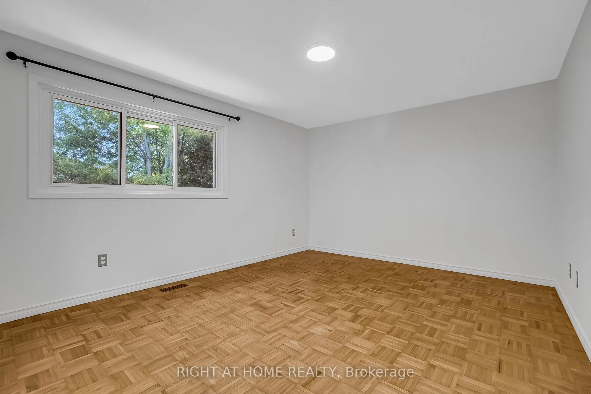 6842 Avila Road