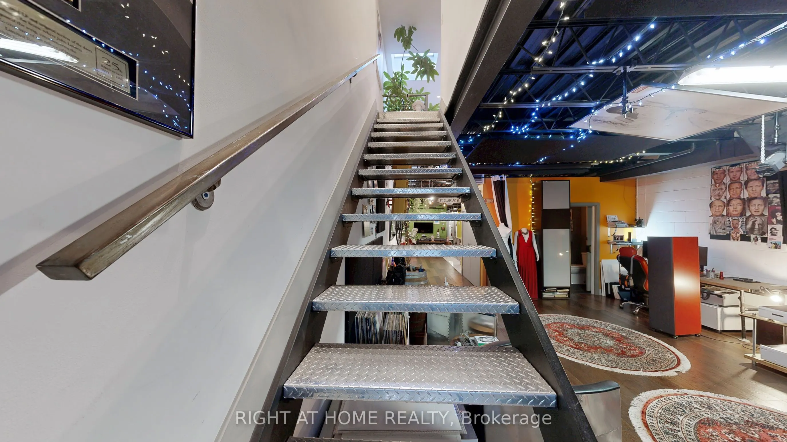 2400 St Clair Avenue W