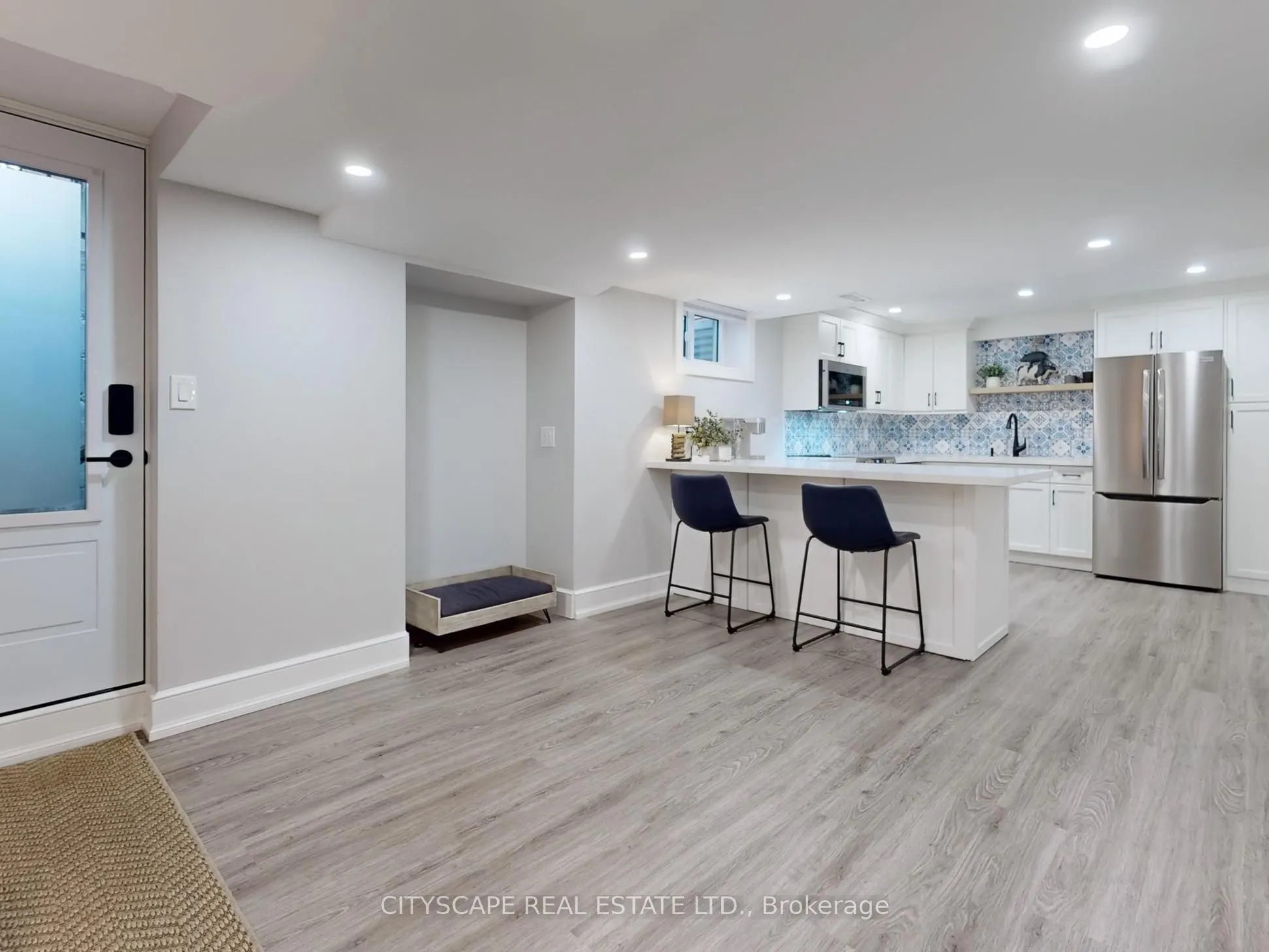2585 Kenna Court