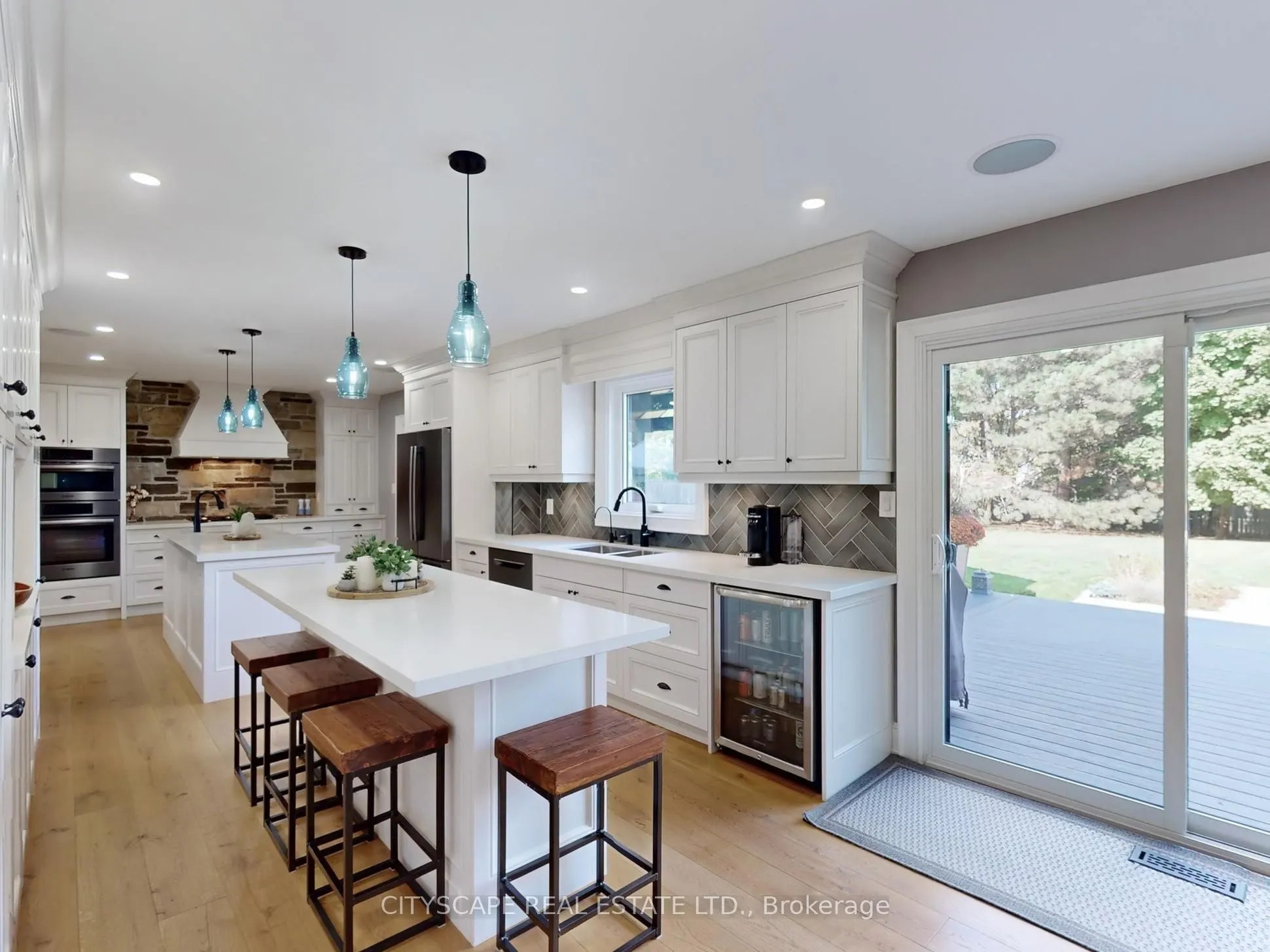 2585 Kenna Court