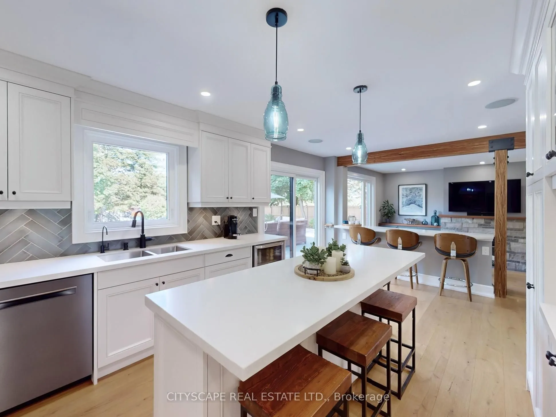 2585 Kenna Court