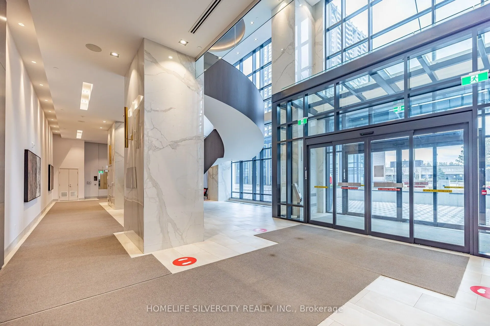 7 Mabelle Avenue, #3104