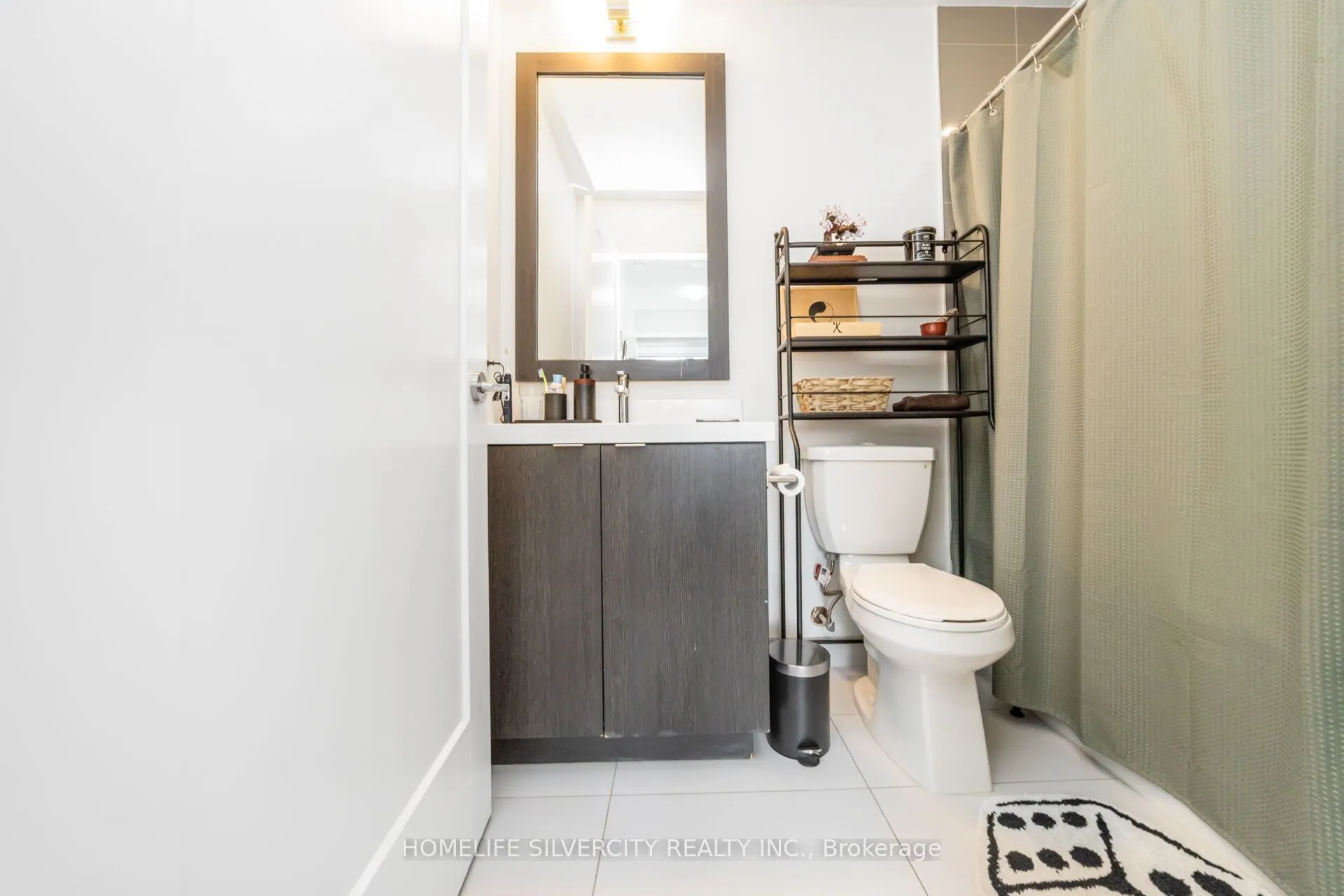 7 Mabelle Avenue, #3104