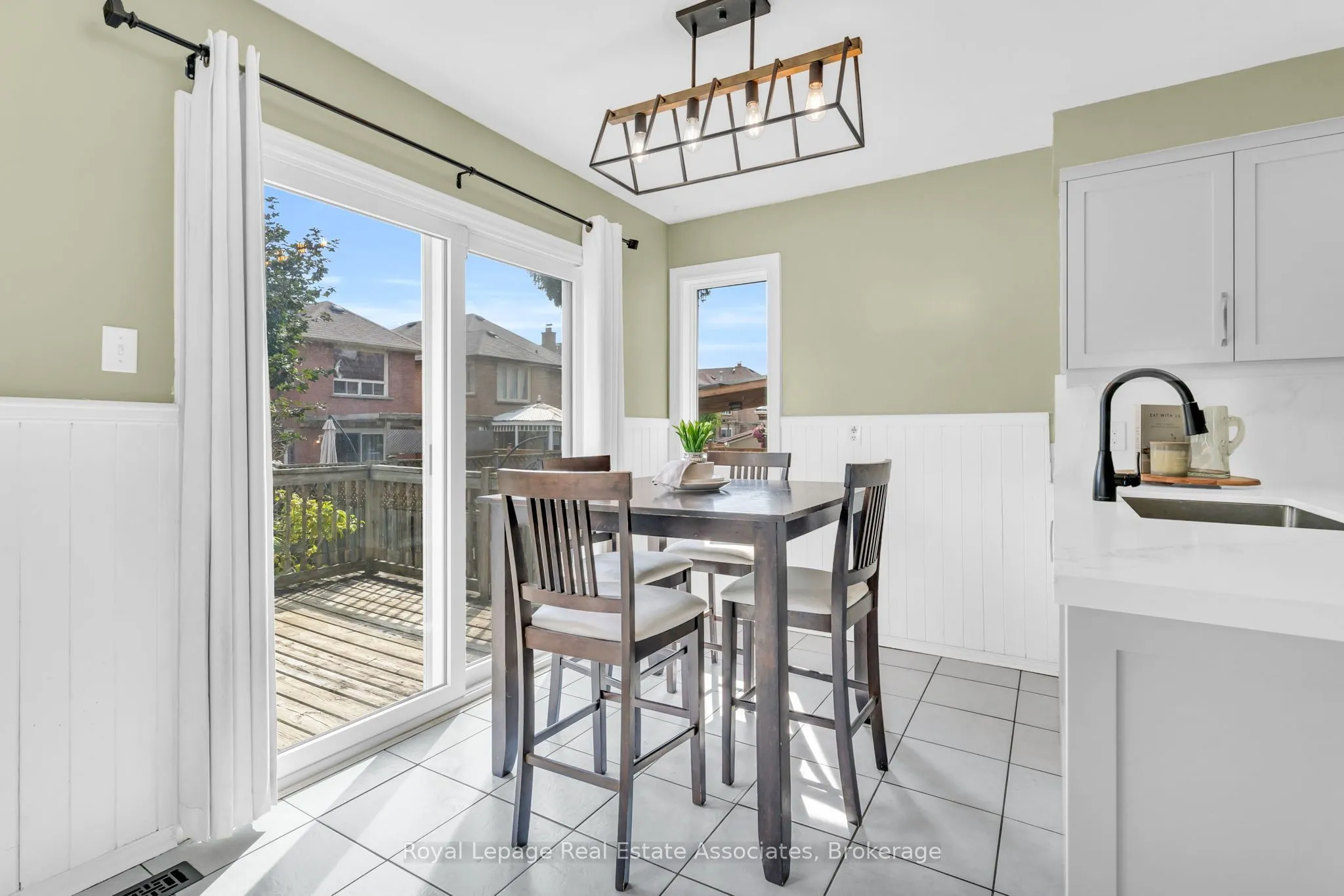 59 Cheviot Crescent
