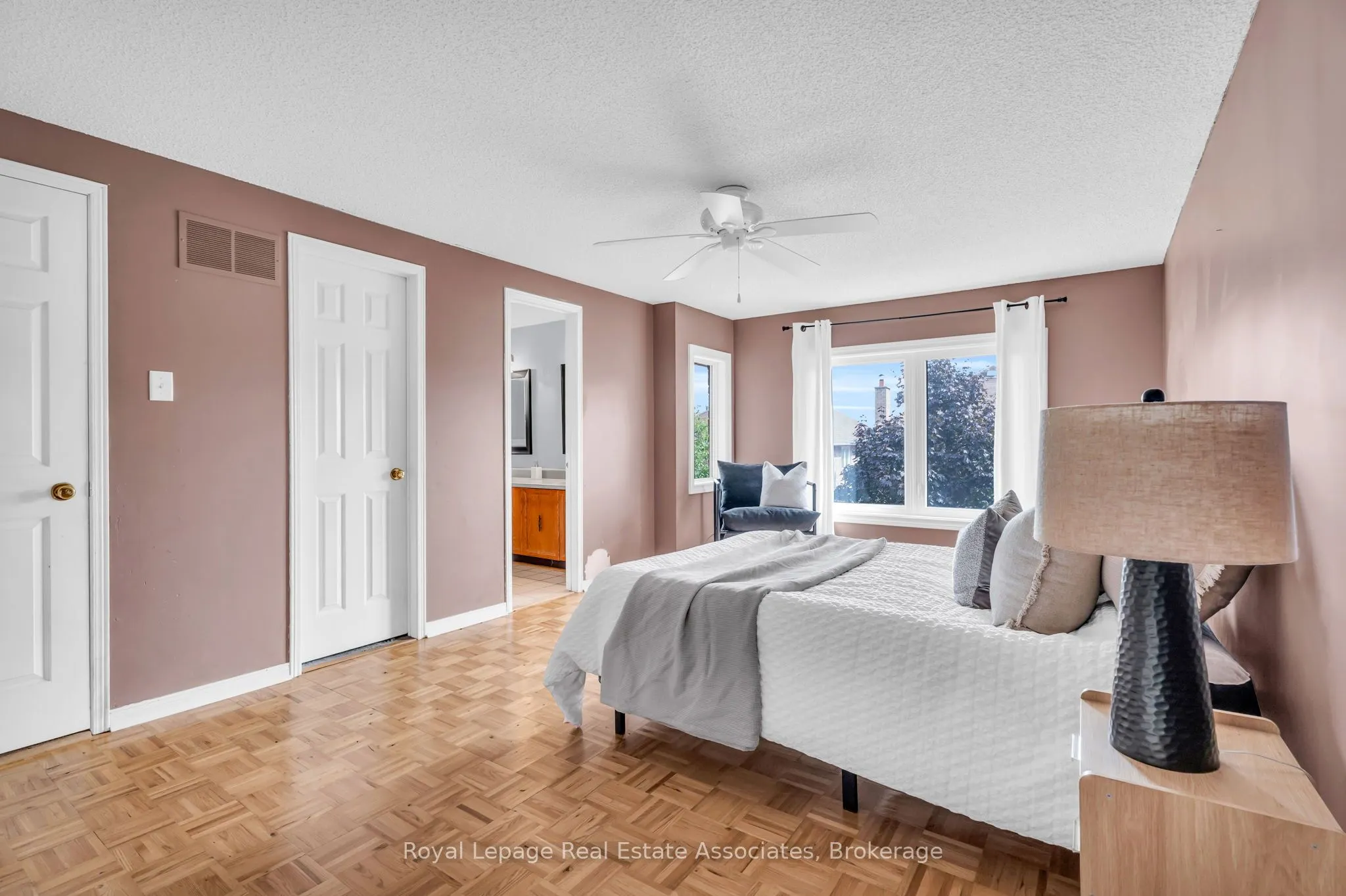 59 Cheviot Crescent