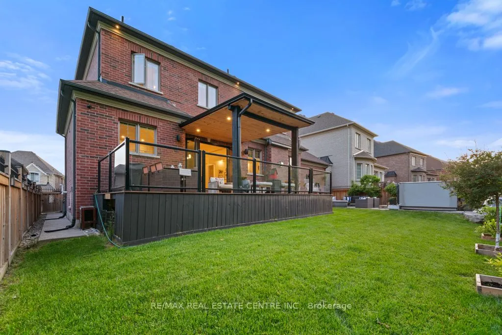 10 Crown Forest Court