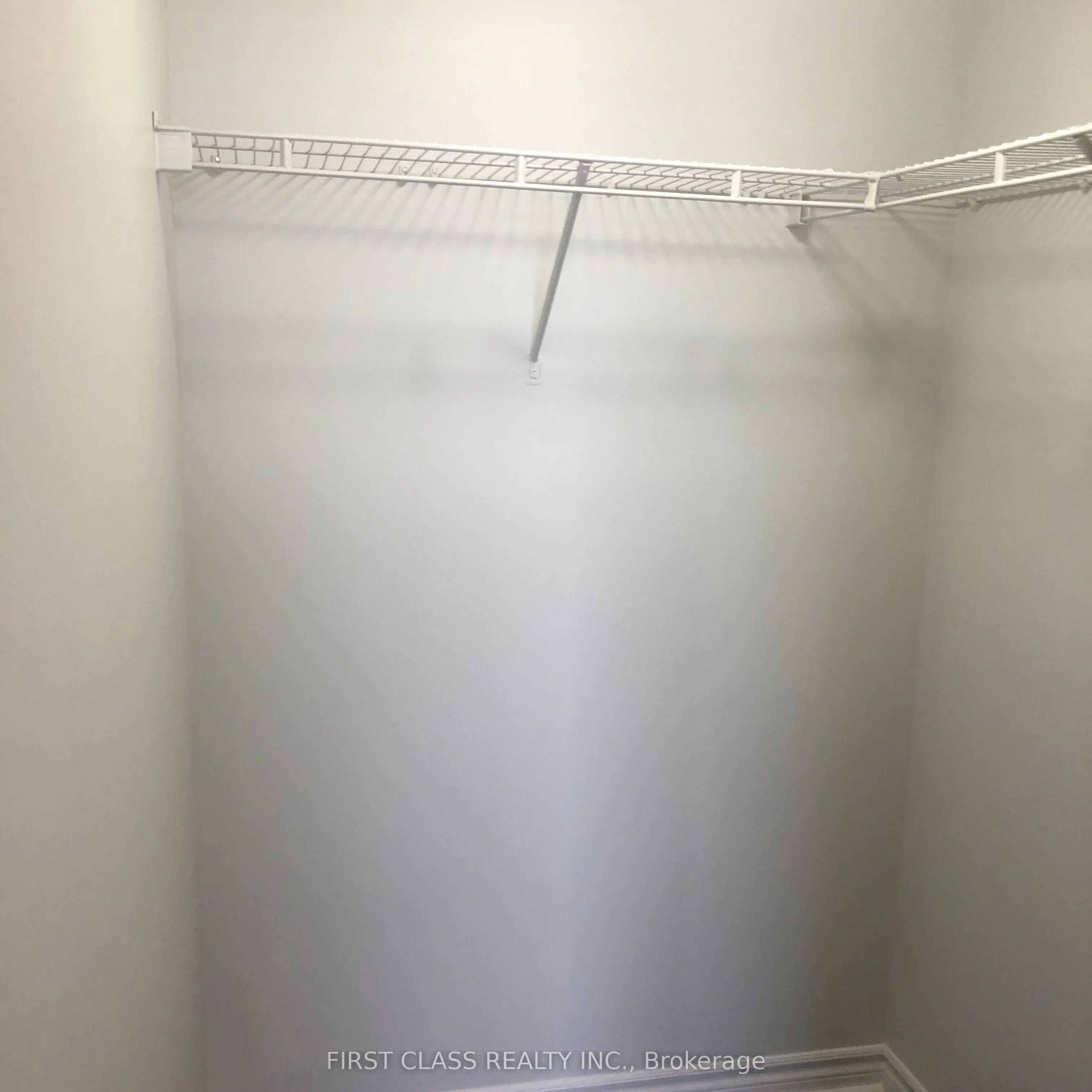 3880 Duke Of York Boulevard, #1612