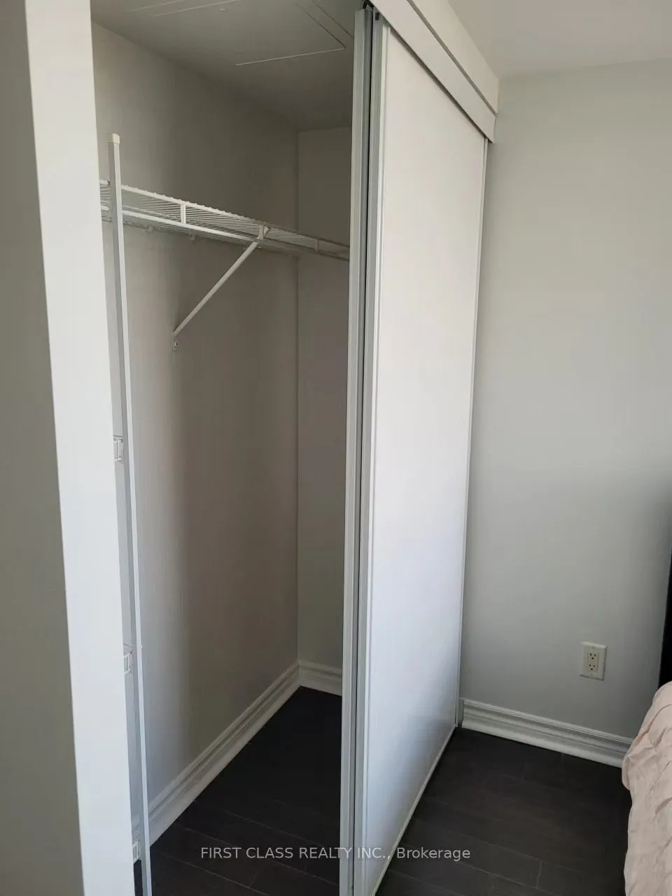 3880 Duke Of York Boulevard, #1612