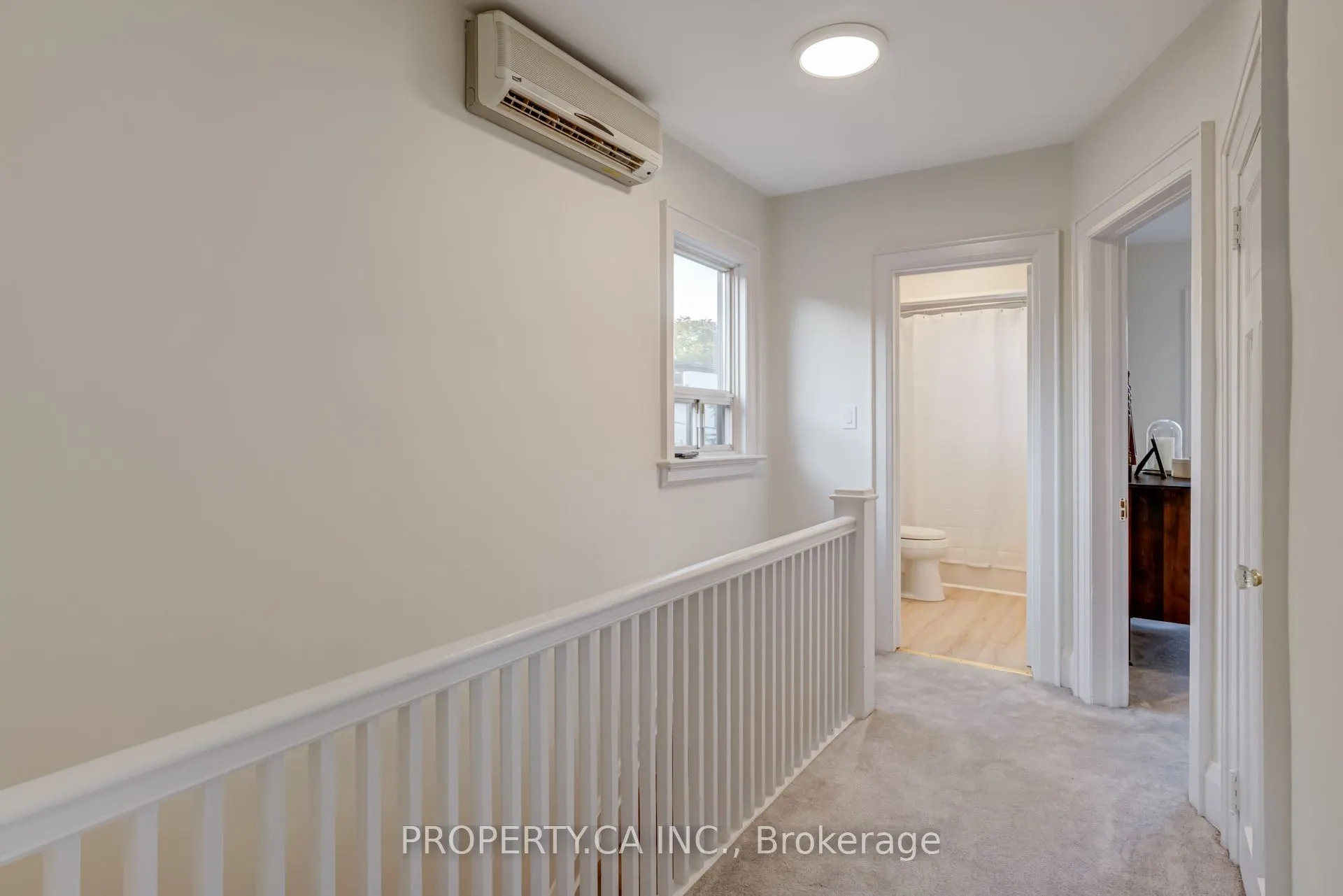 14 Warren Crescent