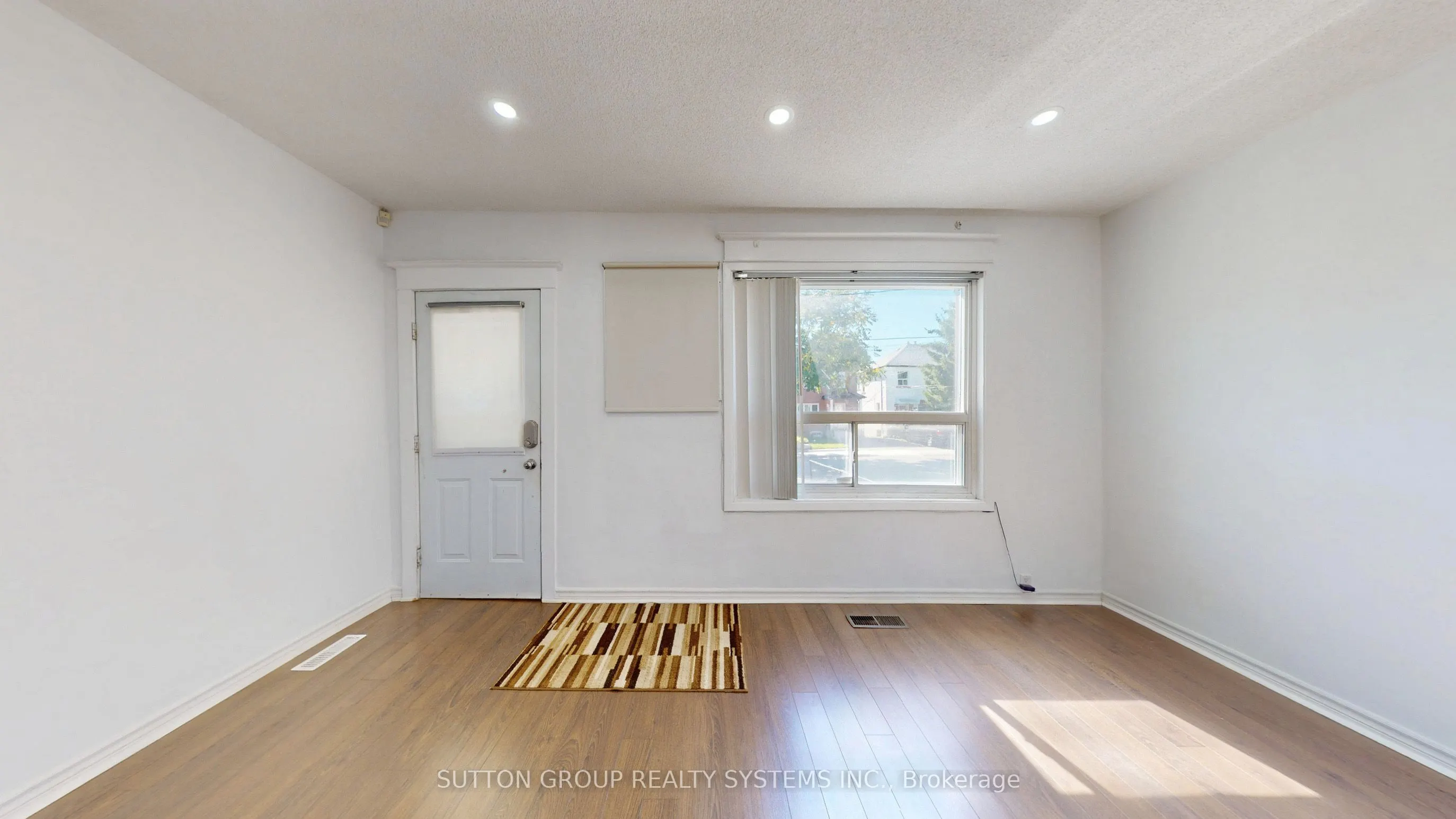128 Northland Avenue