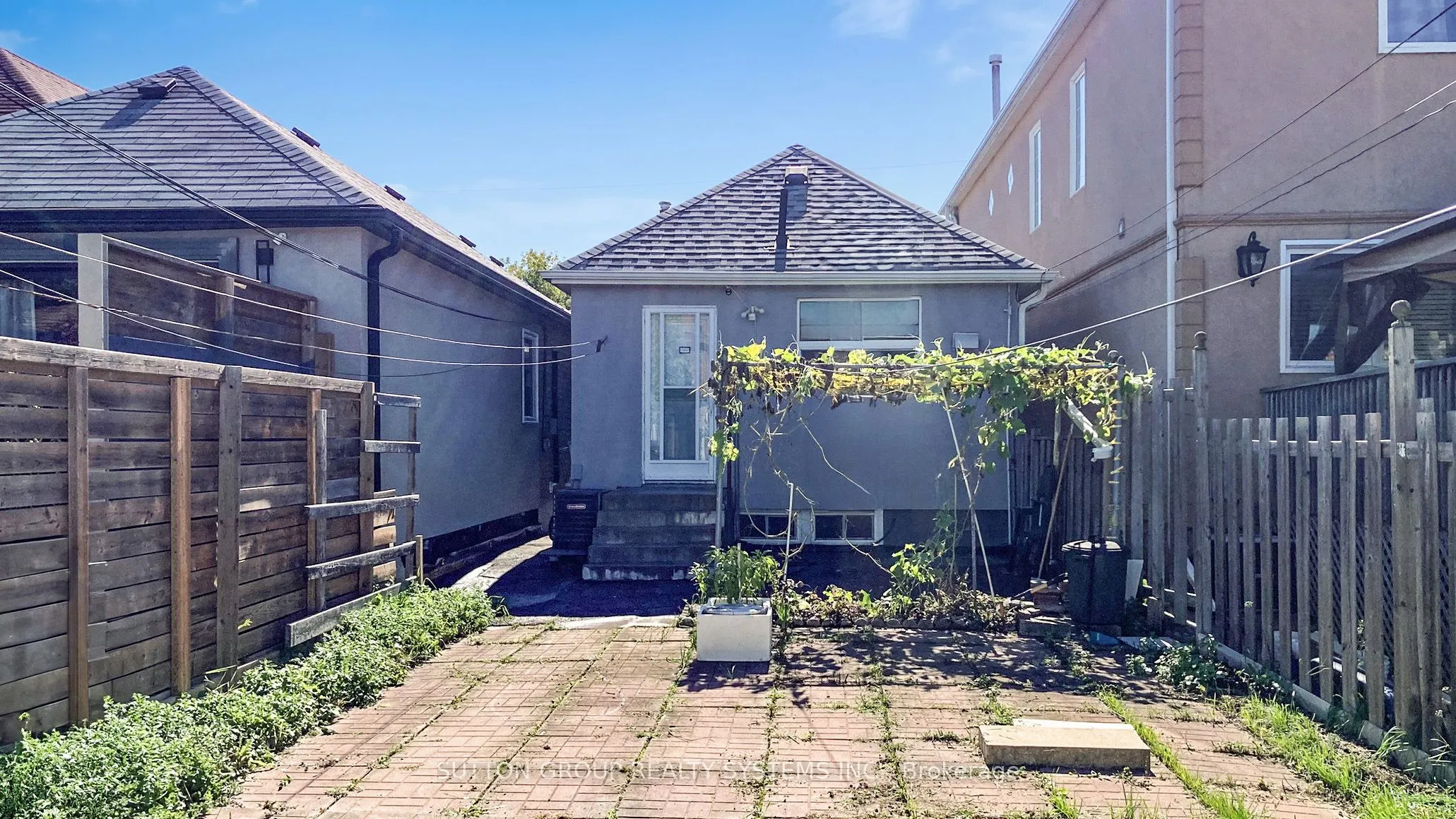 128 Northland Avenue