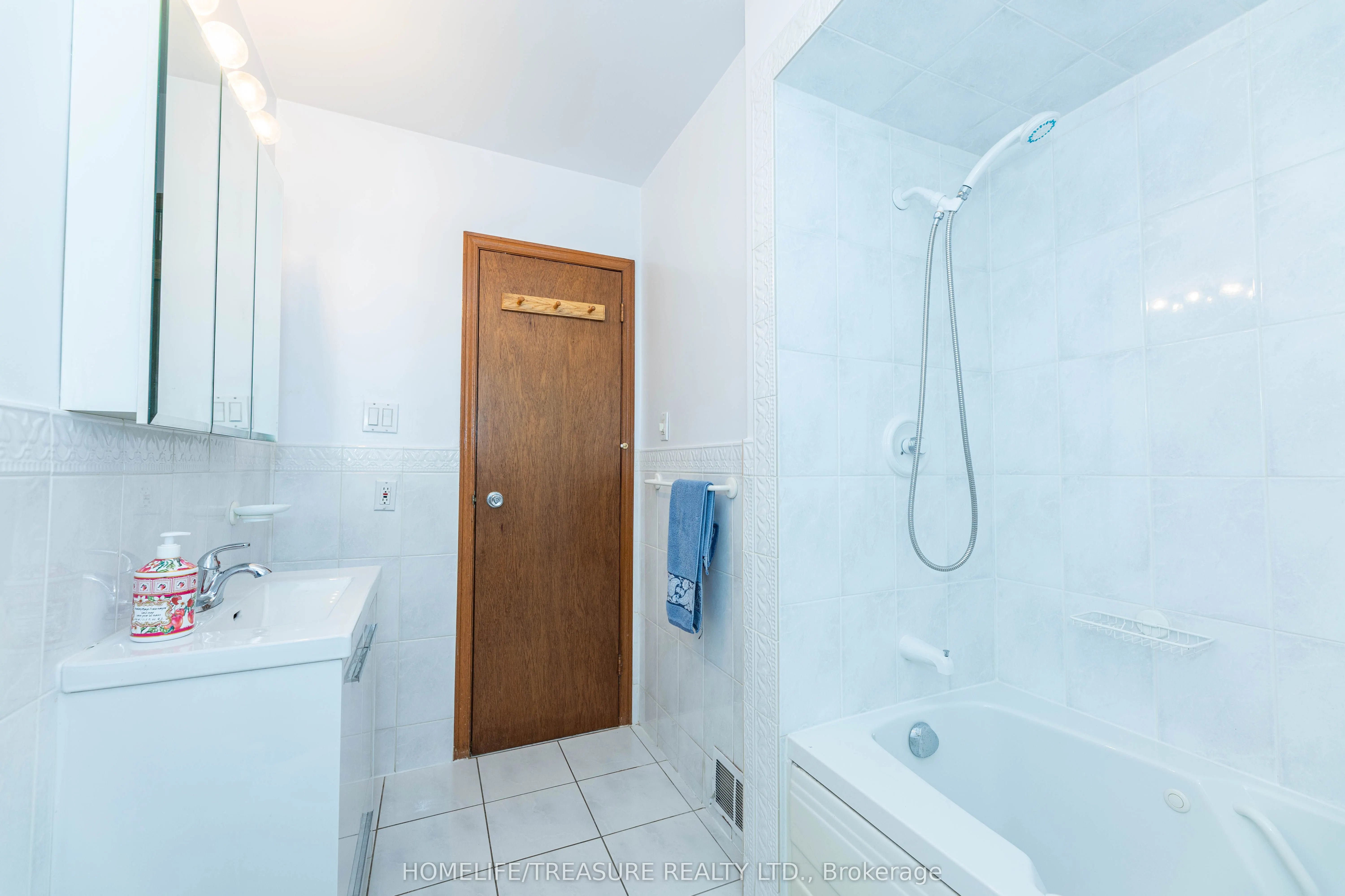 85 Downsview Avenue
