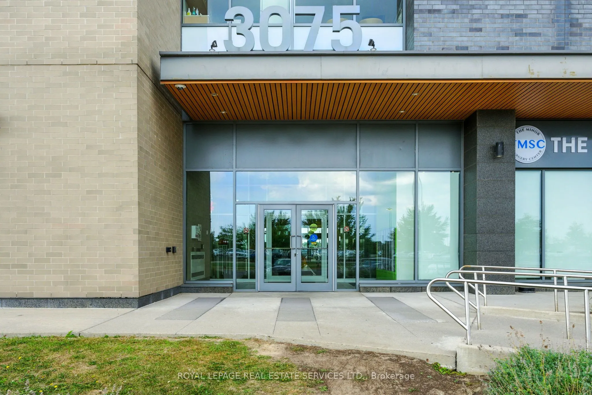 3075 Hospital Gate