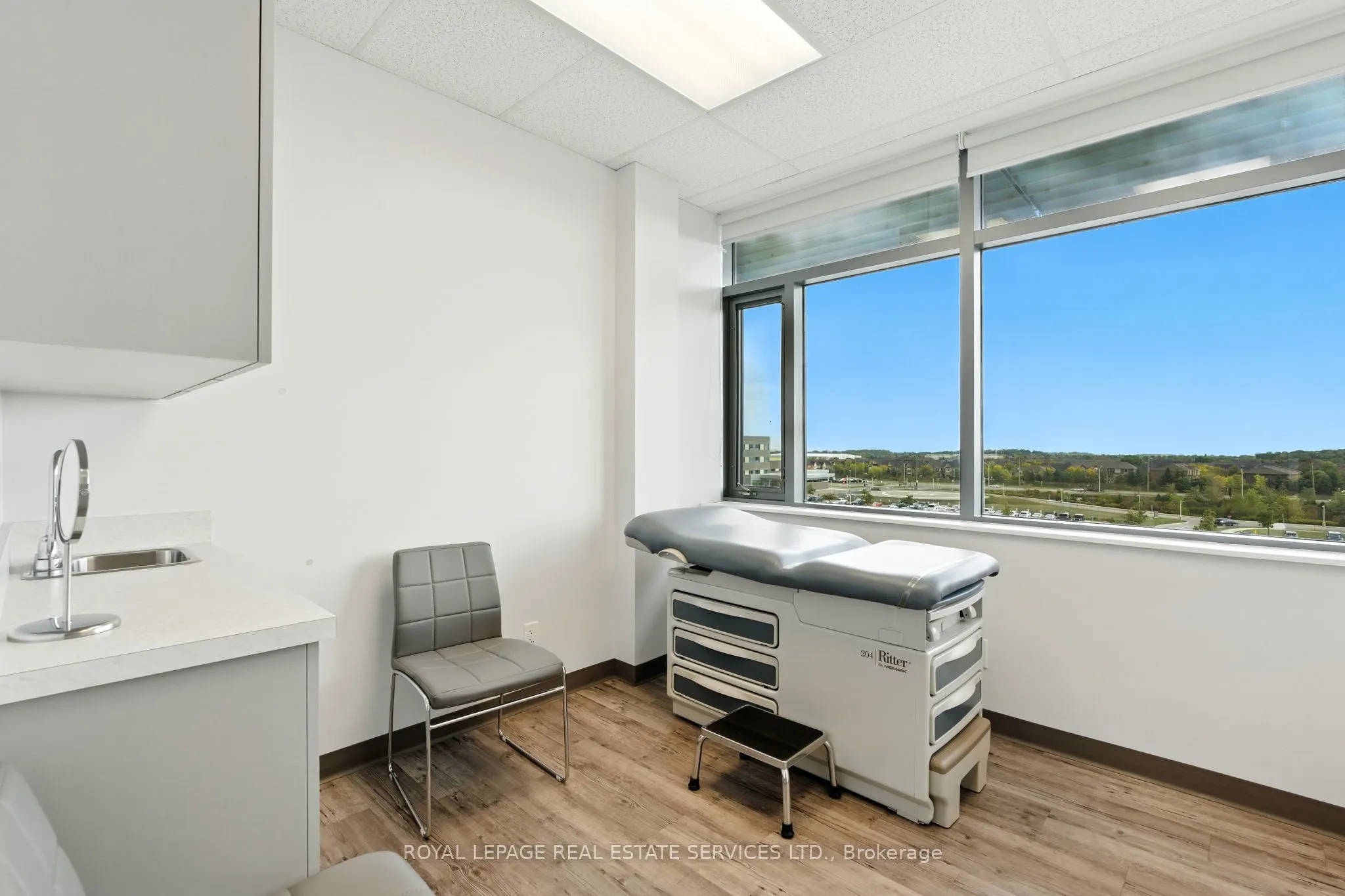 3075 Hospital Gate