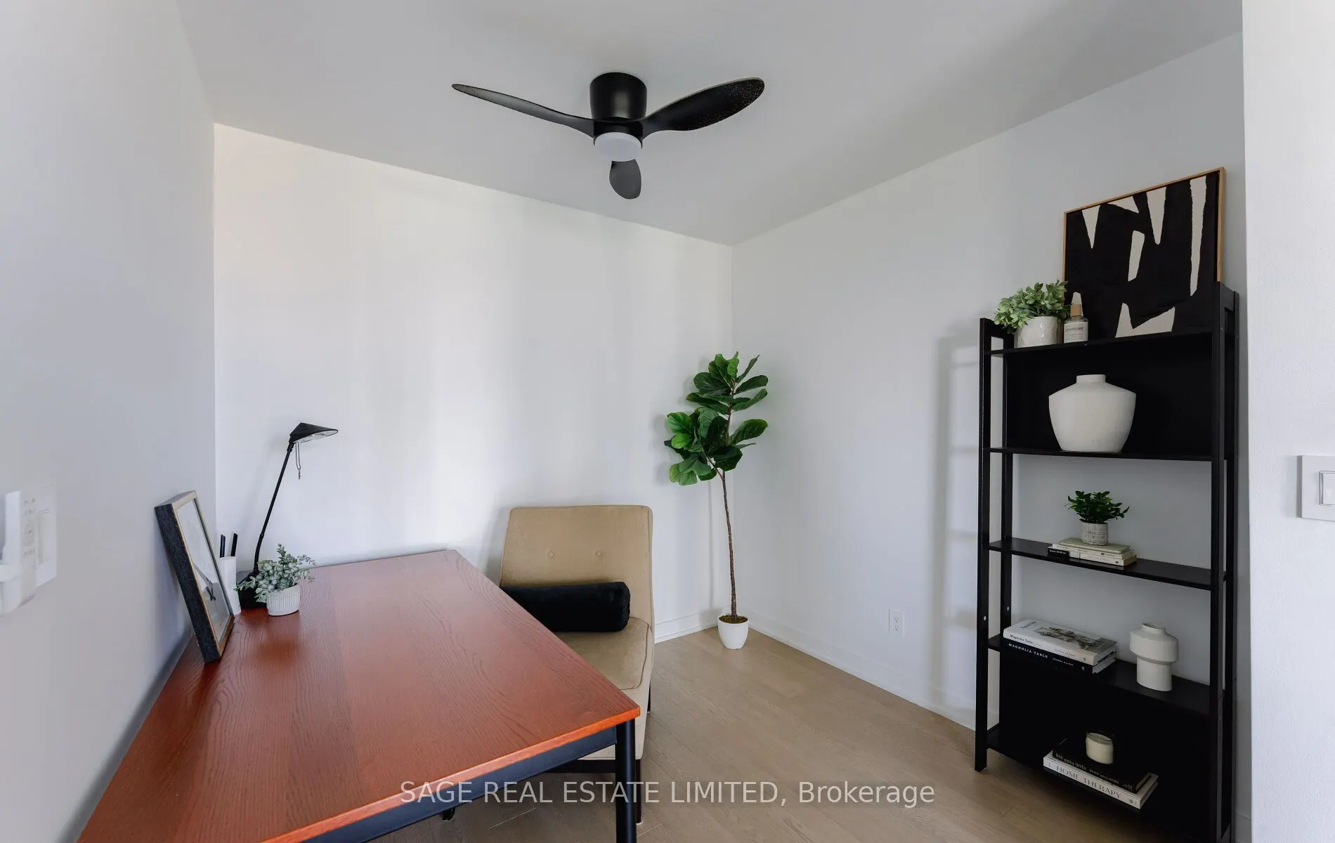 155 Legion Road N, #1202