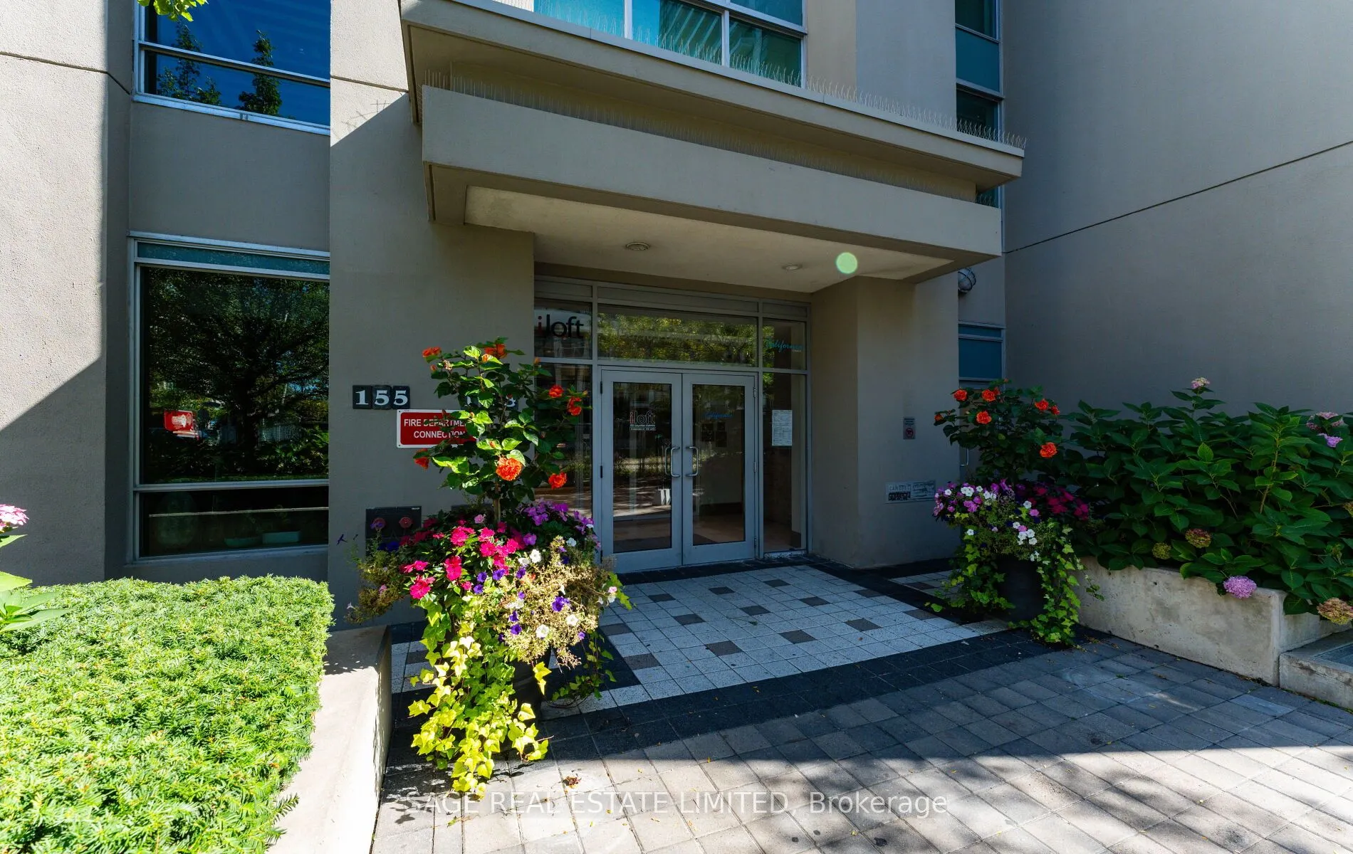 155 Legion Road N, #1202