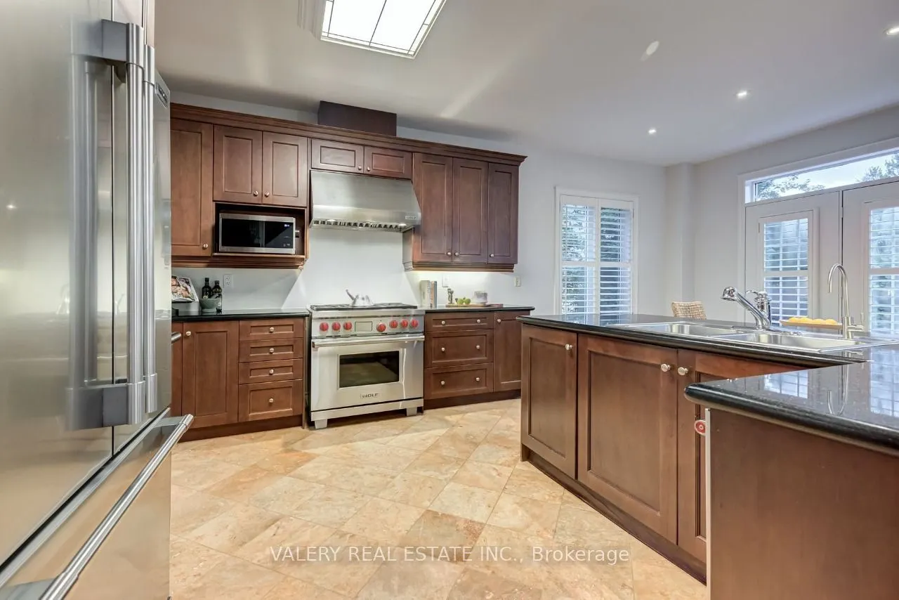 3279 Raspberry Bush Trail