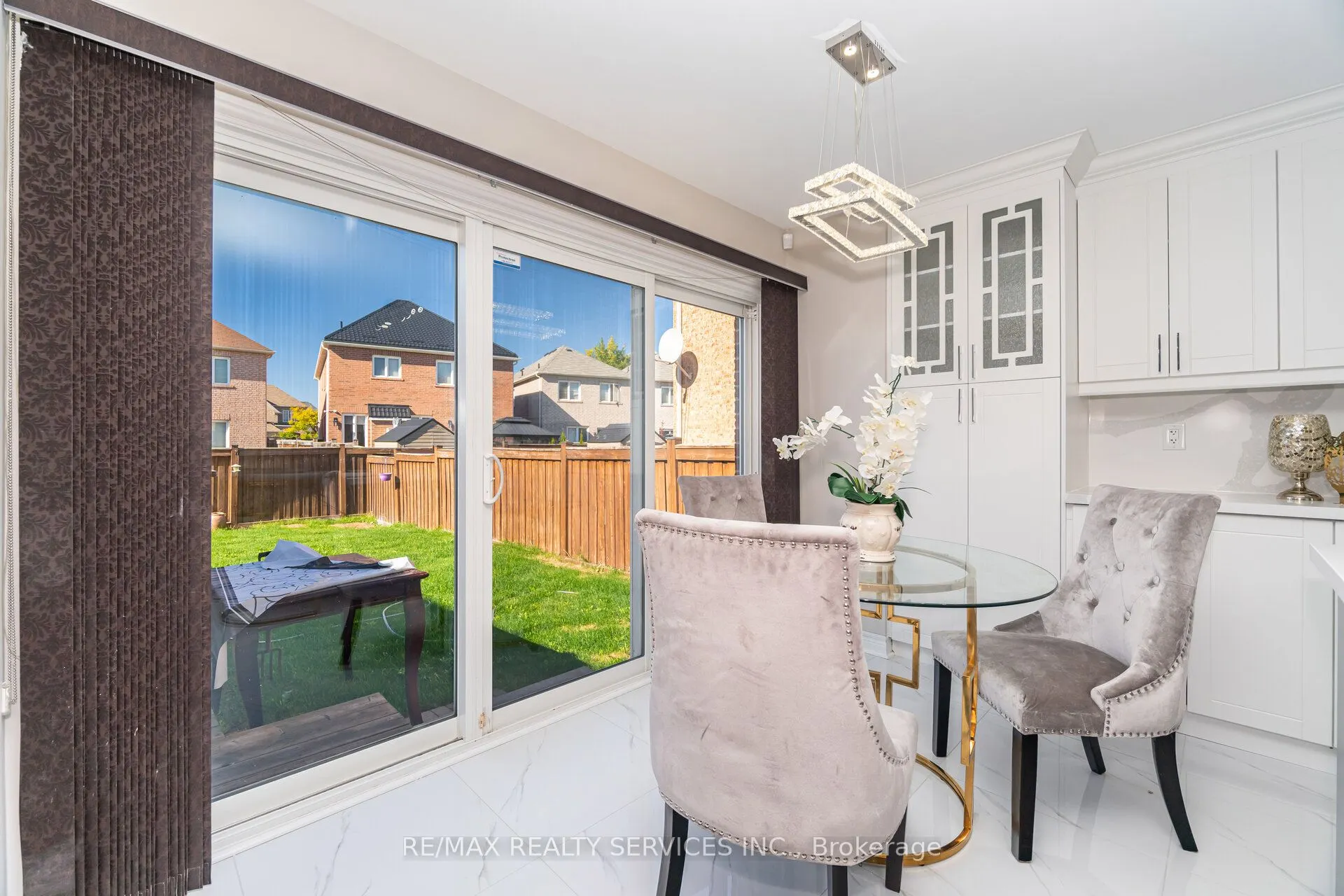 3 Napoleon Crescent