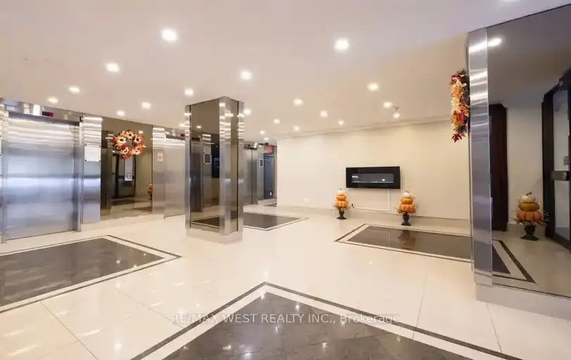 85 Emmett Avenue, #1405
