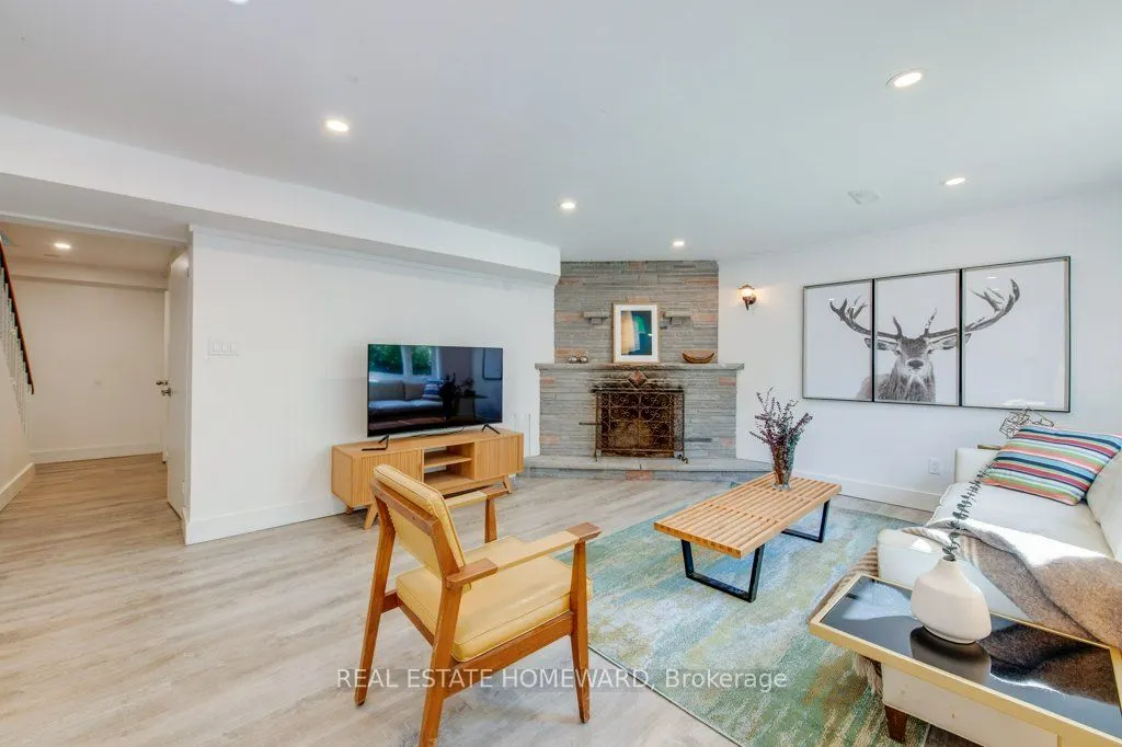 180 Ellis Avenue