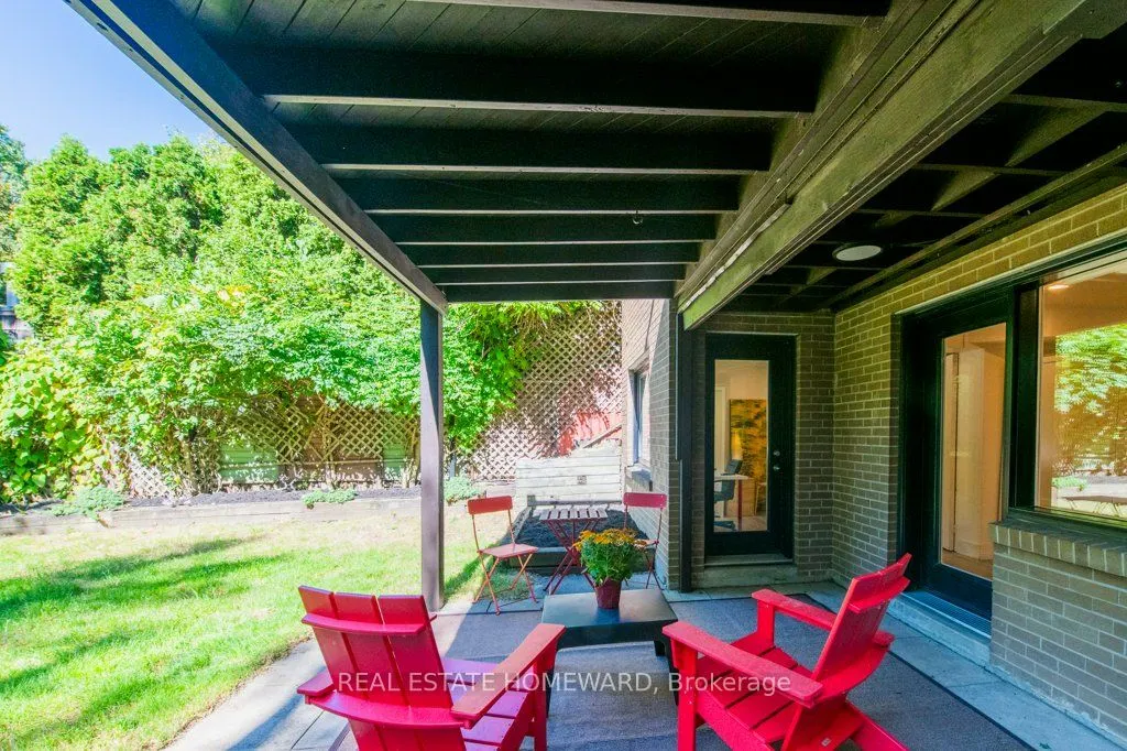 180 Ellis Avenue