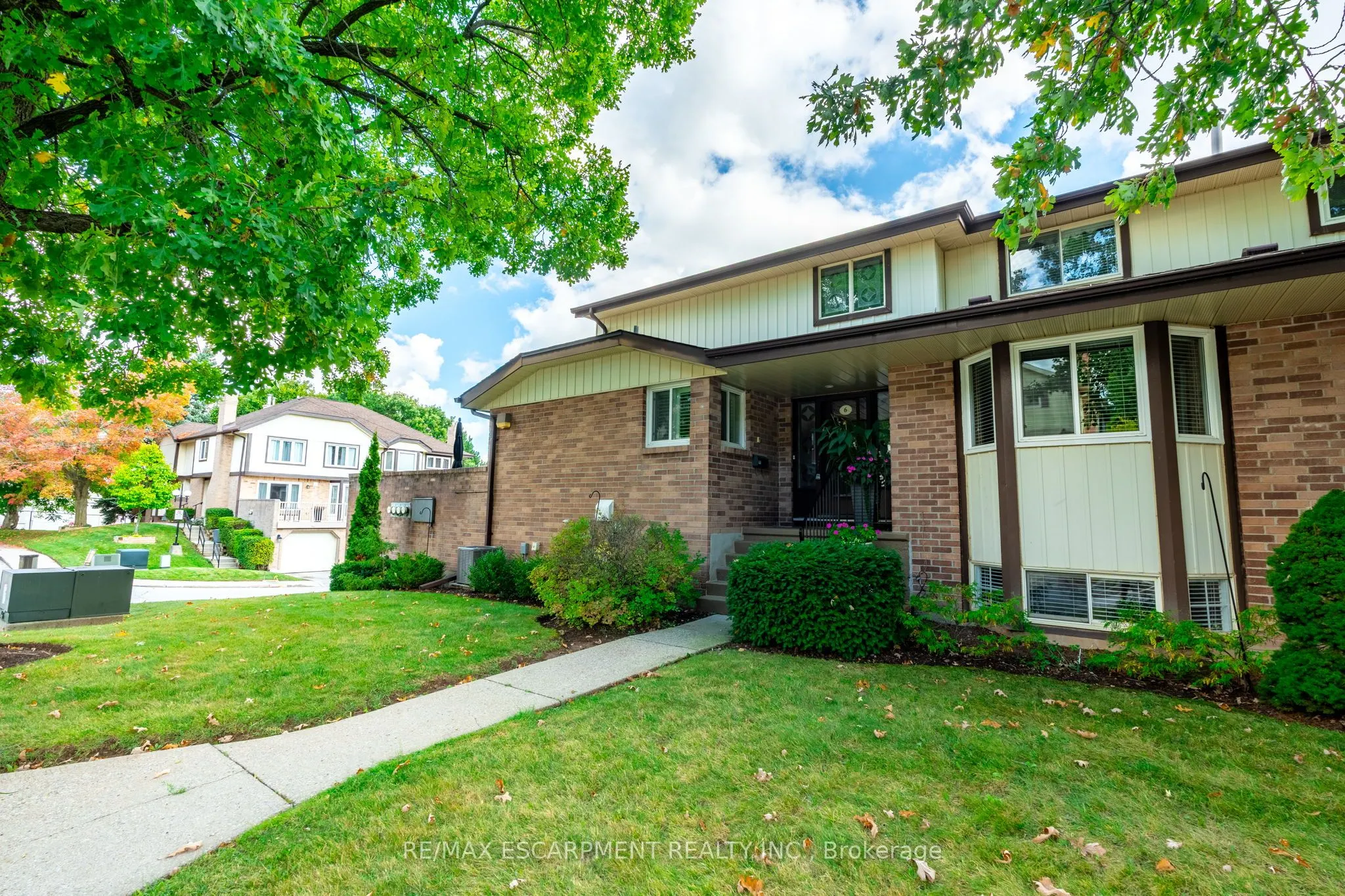 1508 Upper Middle Road