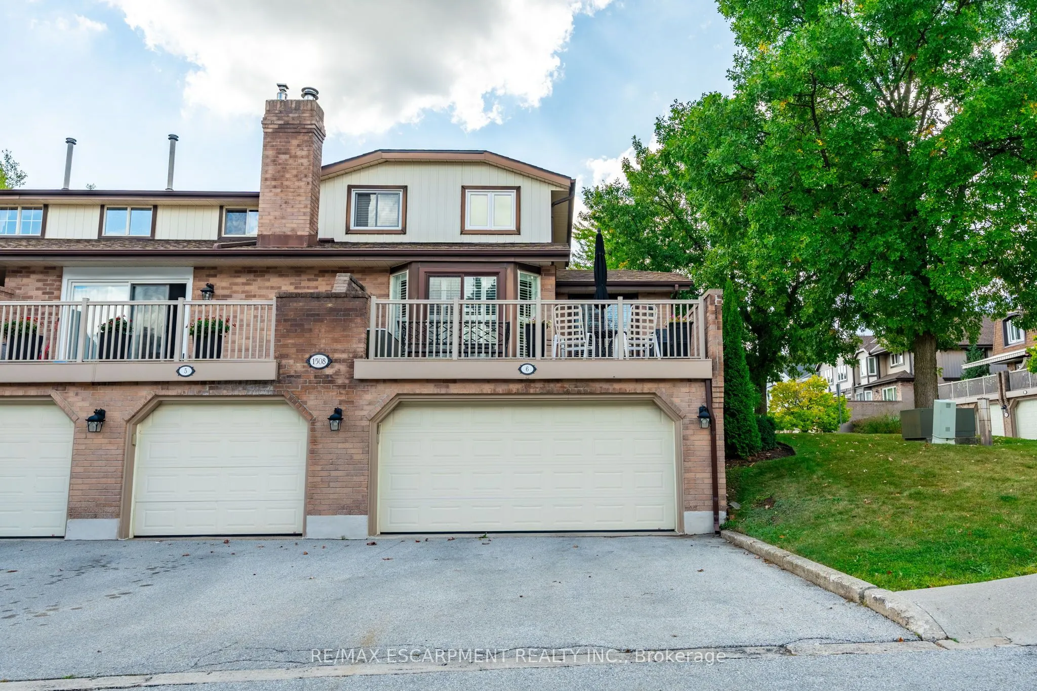 1508 Upper Middle Road