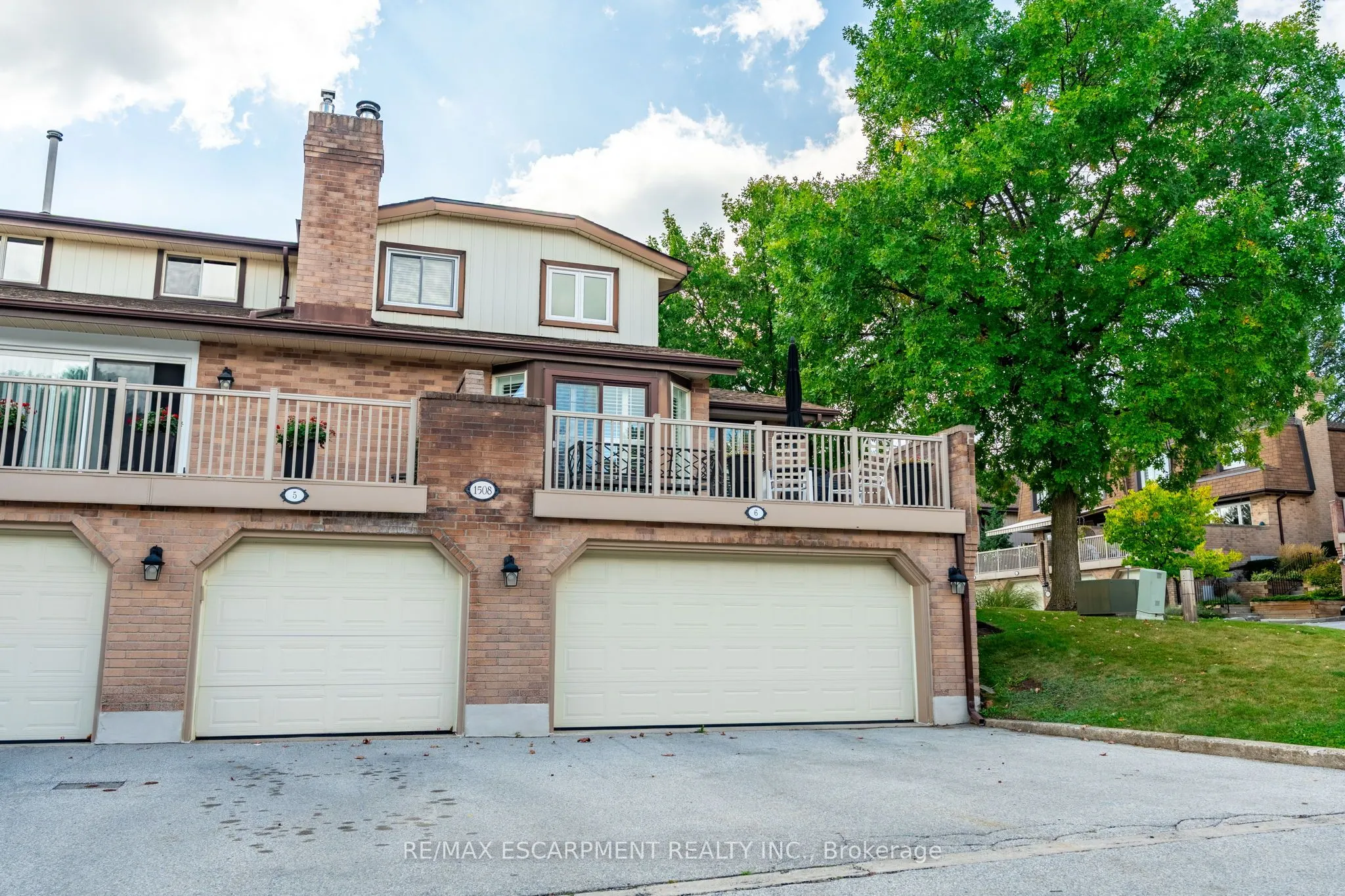 1508 Upper Middle Road