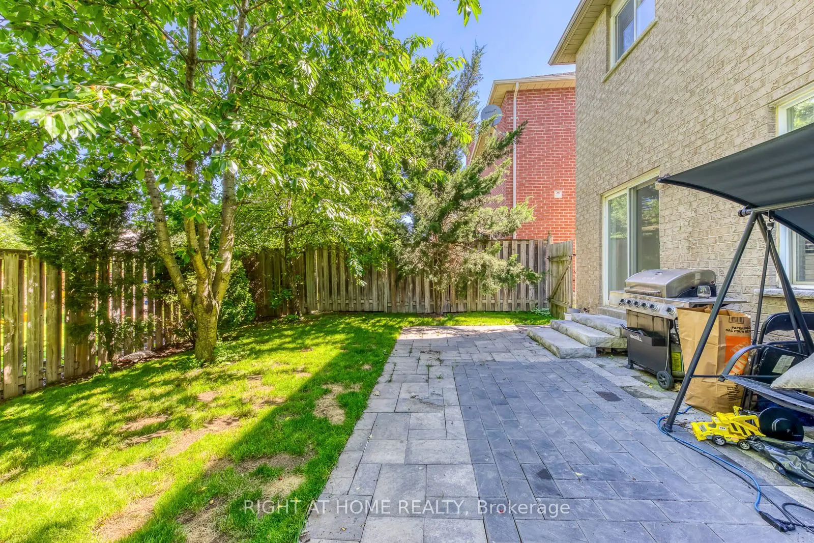 3265 Bruzan Crescent
