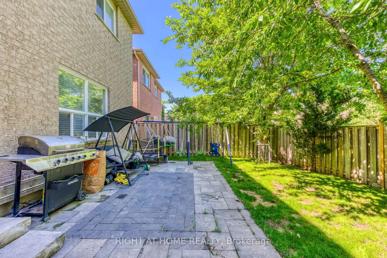 3265 Bruzan Crescent