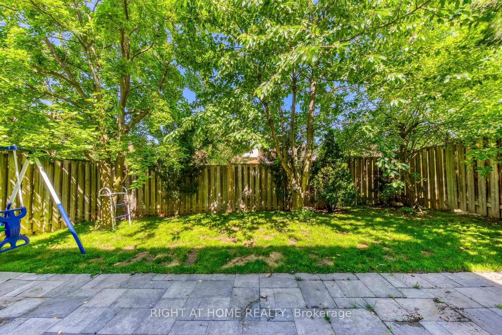 3265 Bruzan Crescent