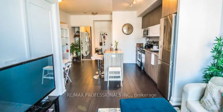 56 Annie Craig Drive, #411